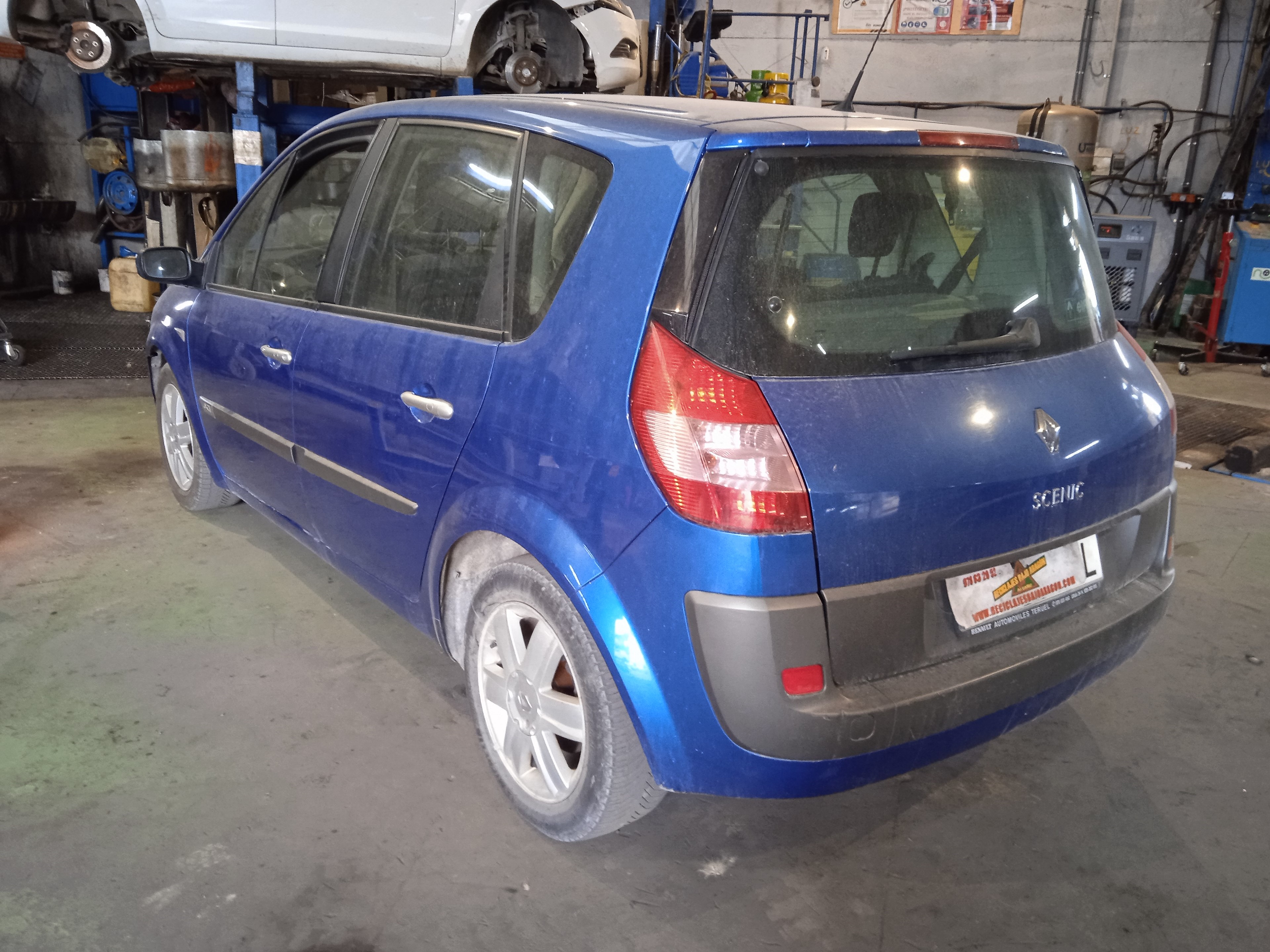 RENAULT SCENIC II RENAULT SCENIC II  2004 1.5 dCi Diesel