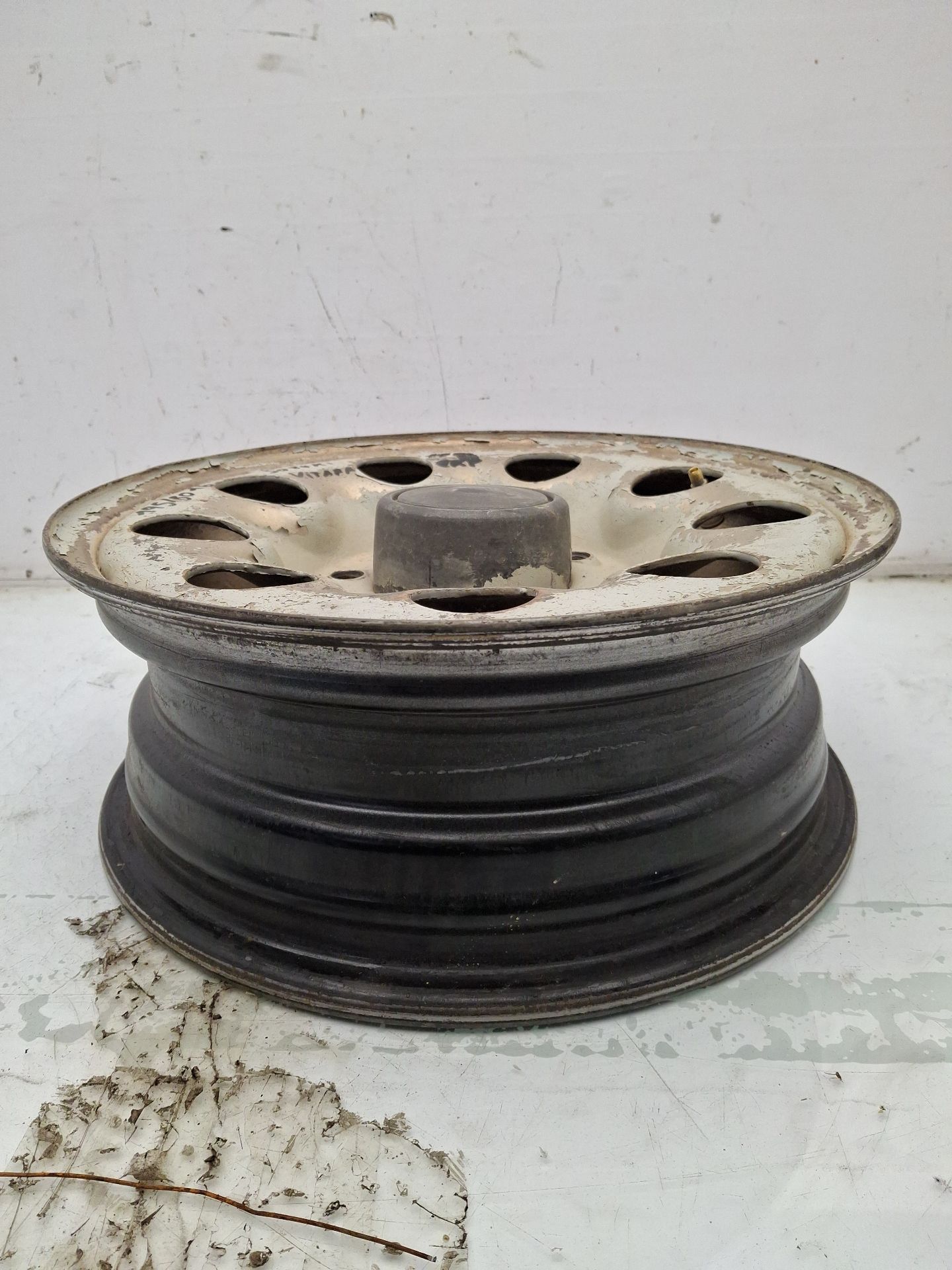 LLANTA SUZUKI VITARA 