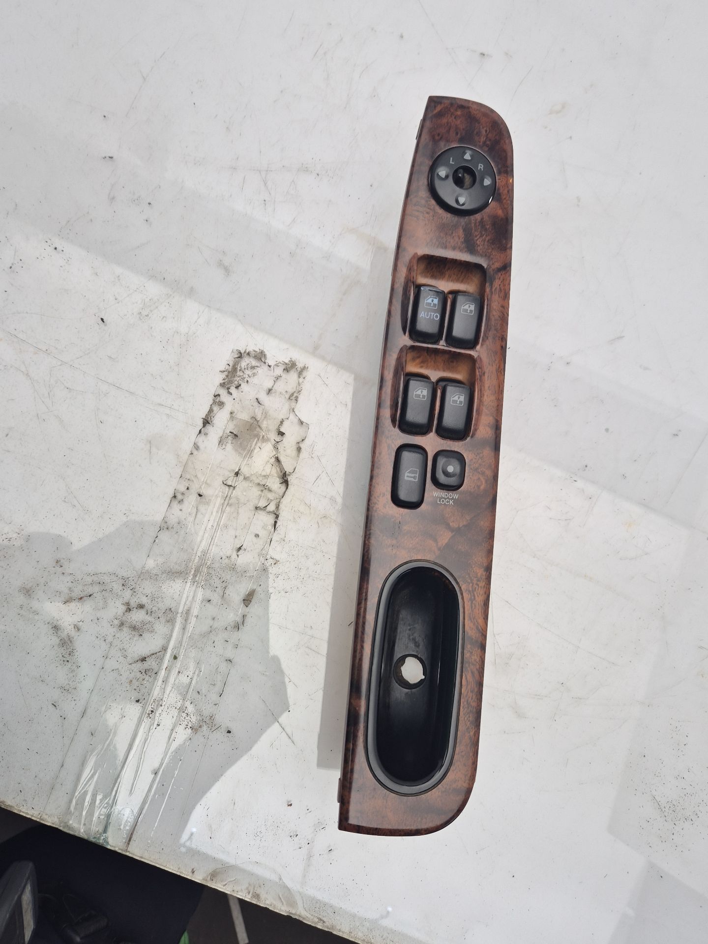 MANDO ELEVALUNAS DELANTERO IZQUIERDO HYUNDAI SONAT 