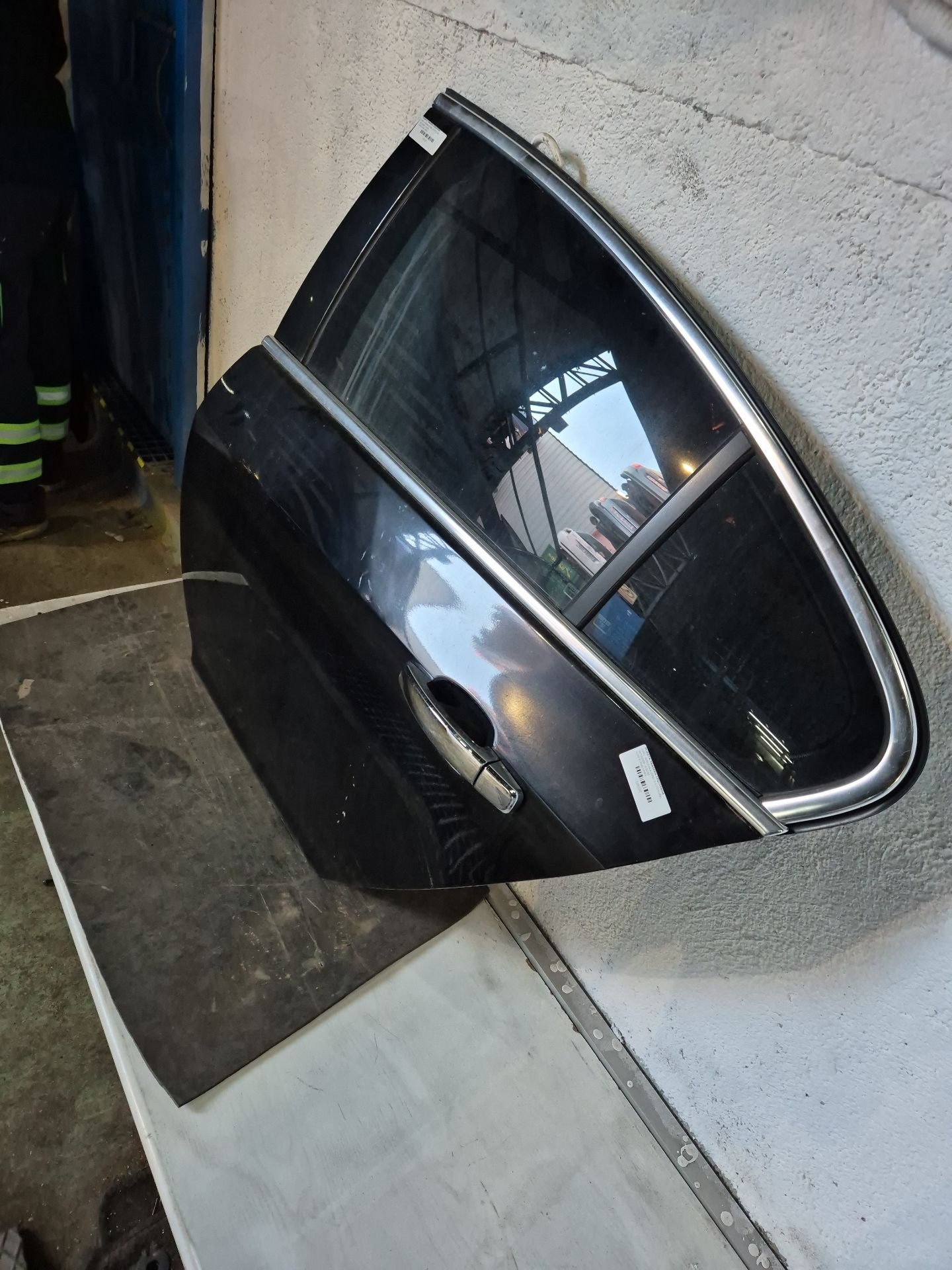 PUERTA TRASERA IZQUIERDA OPEL INSIGNIA 