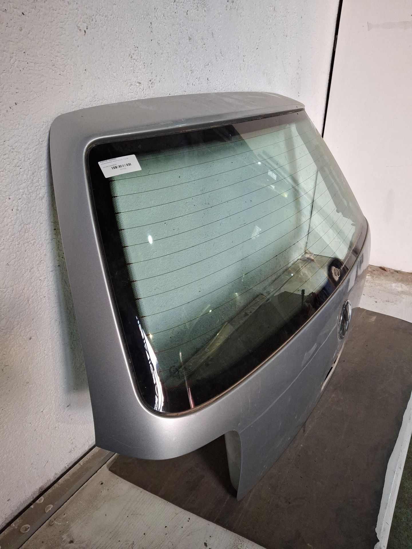 PORTON TRASERO VOLKSWAGEN GOLF 