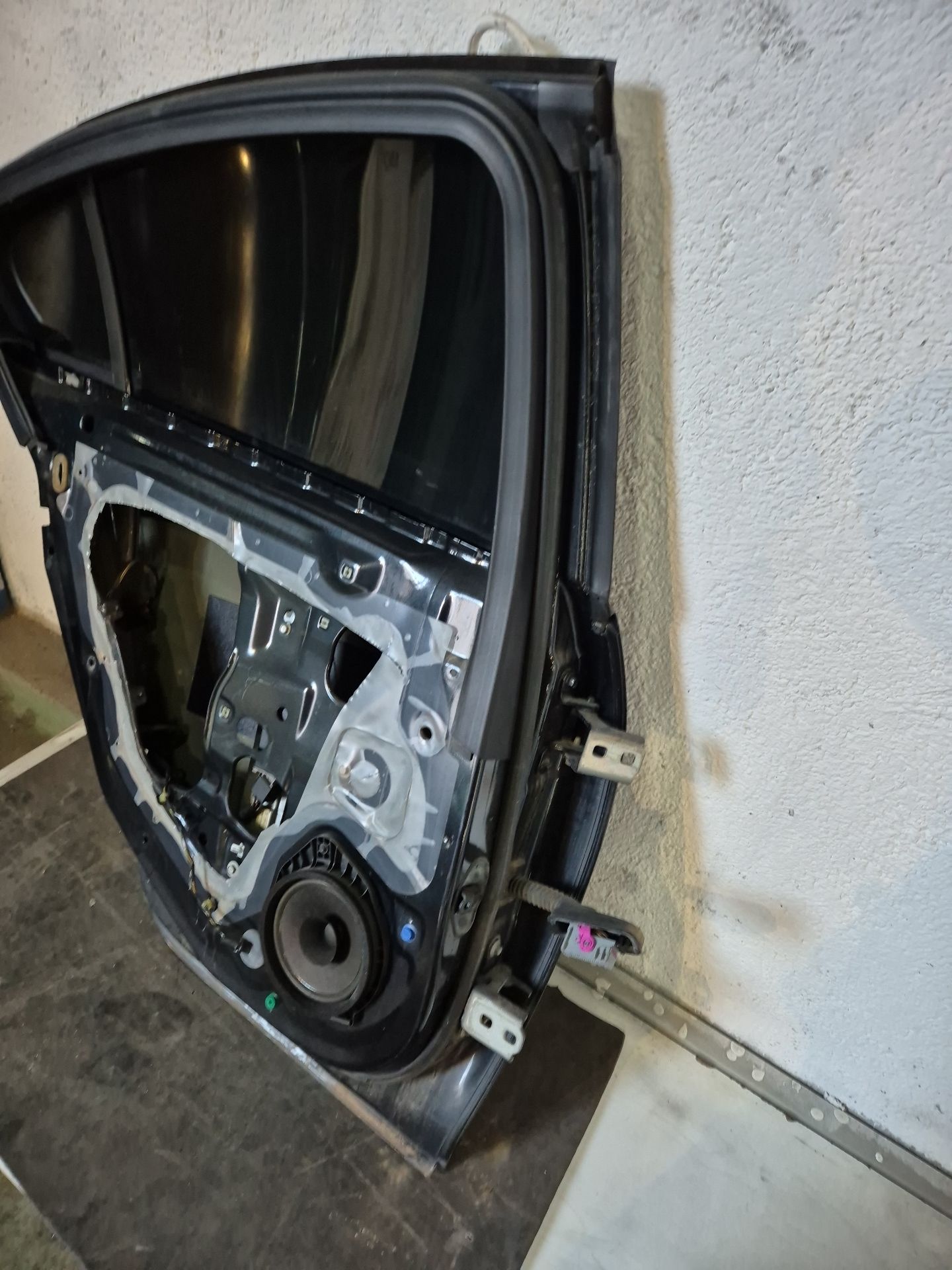 PUERTA TRASERA IZQUIERDA OPEL INSIGNIA 