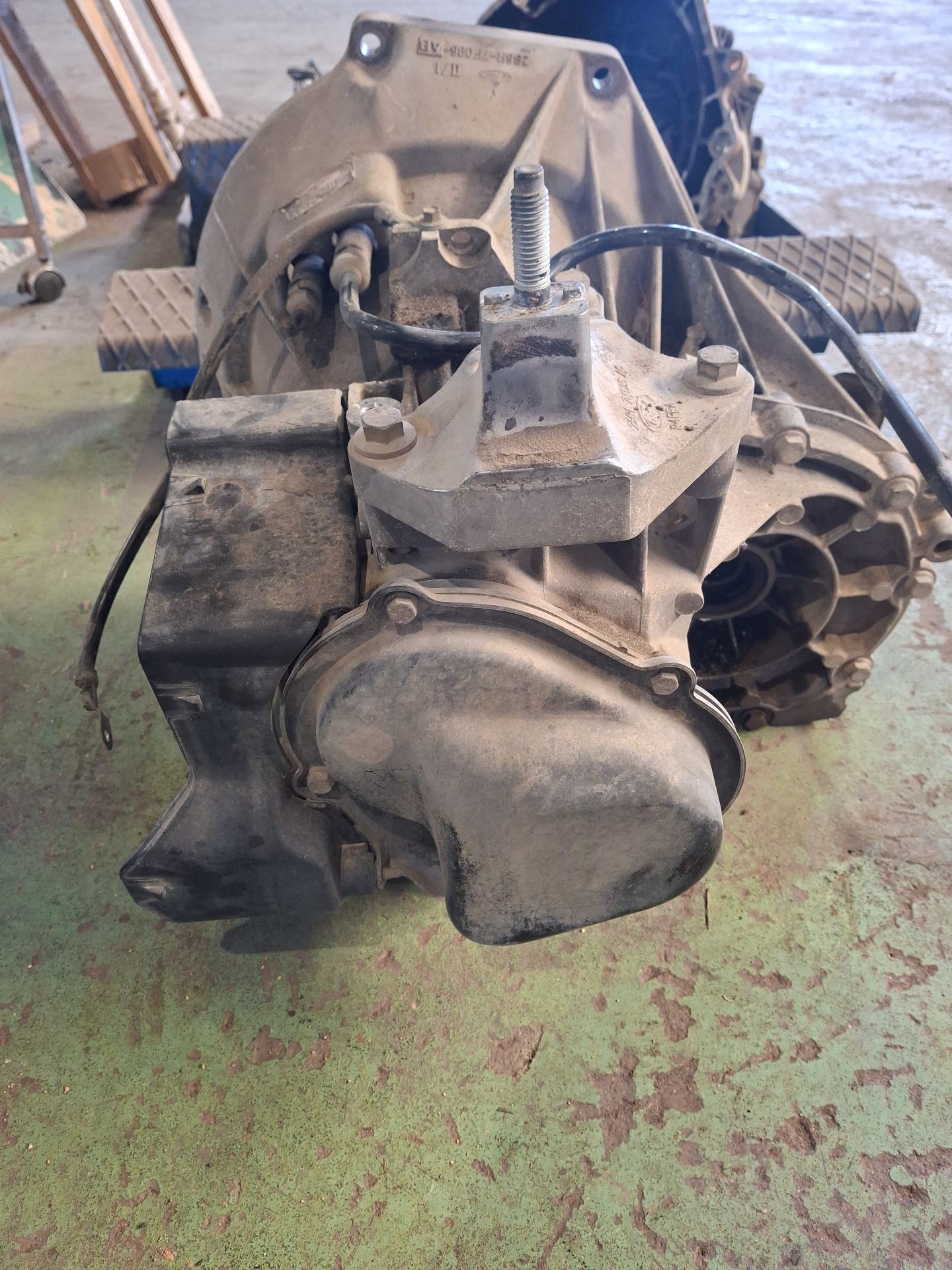 CAJA CAMBIOS FORD FIESTA 