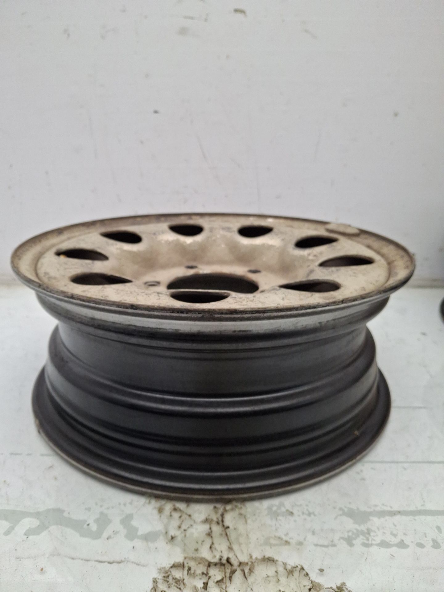 LLANTA SUZUKI VITARA 