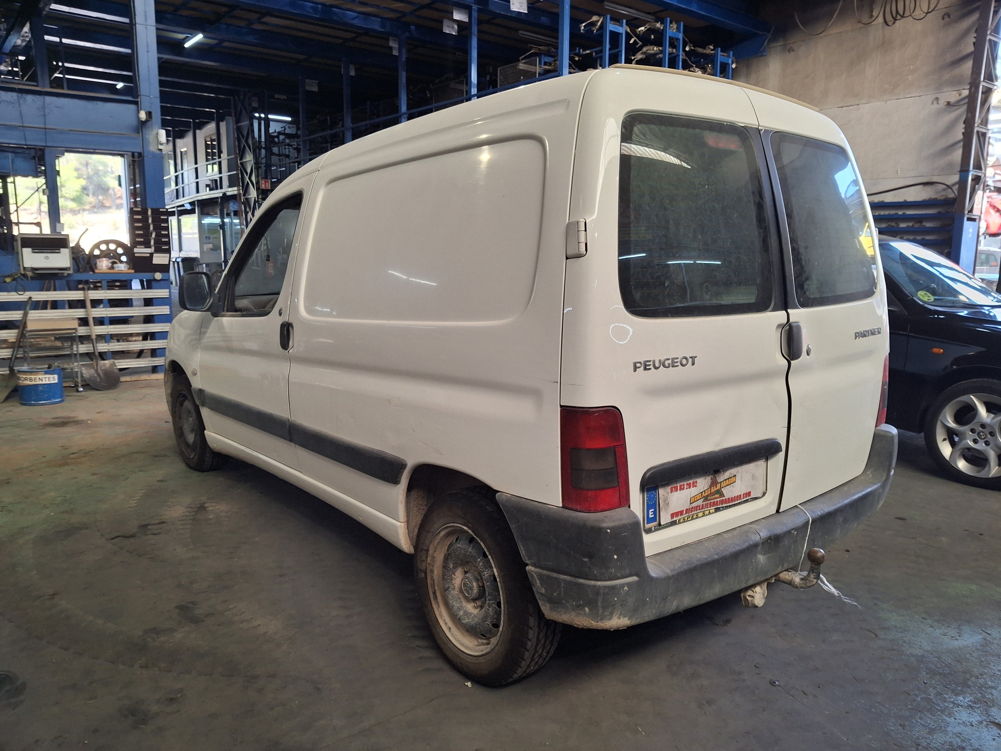 FARO IZQUIERDO PEUGEOT PARTNER 