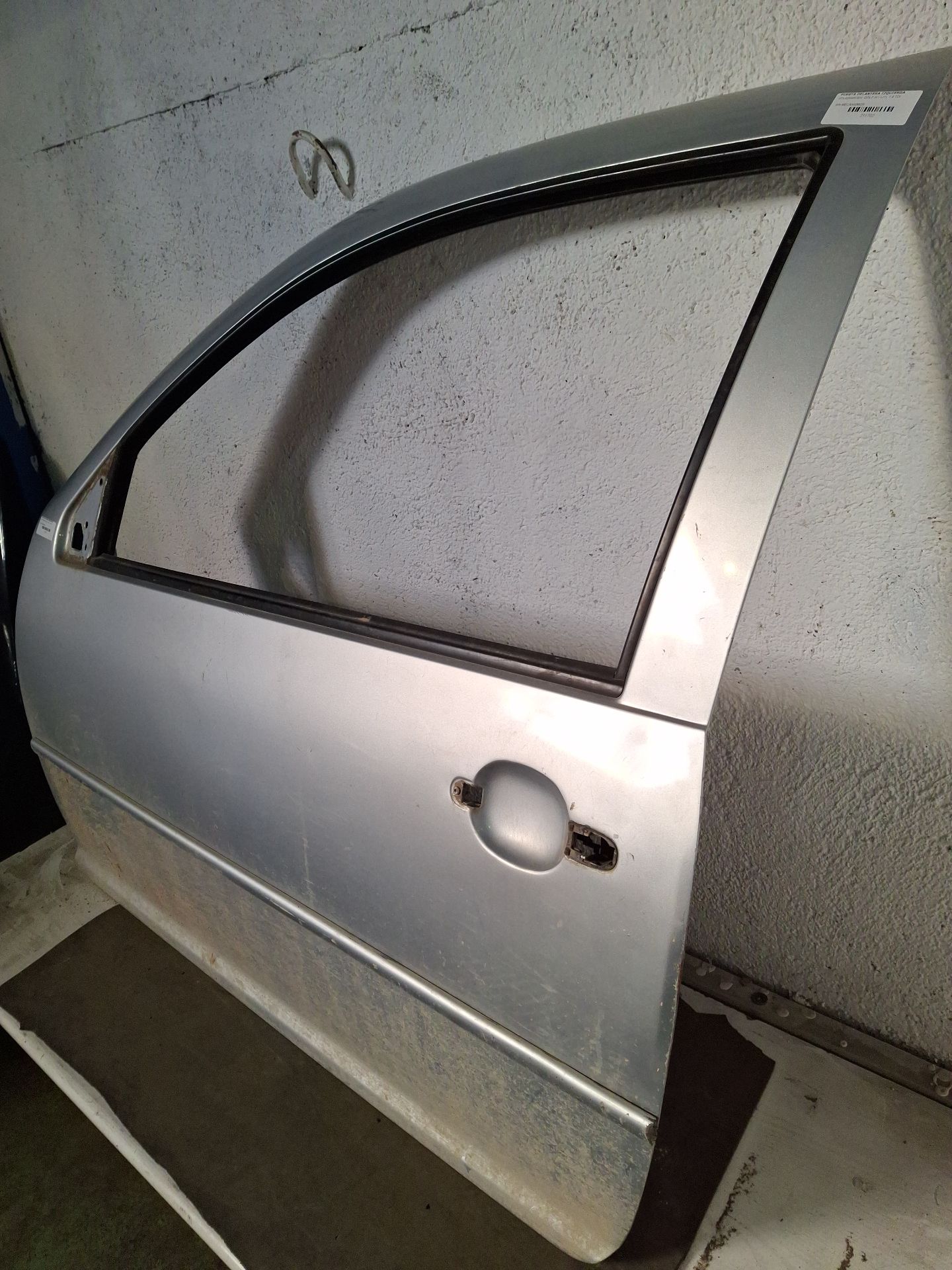 PUERTA DELANTERA IZQUIERDA VOLKSWAGEN GOLF 