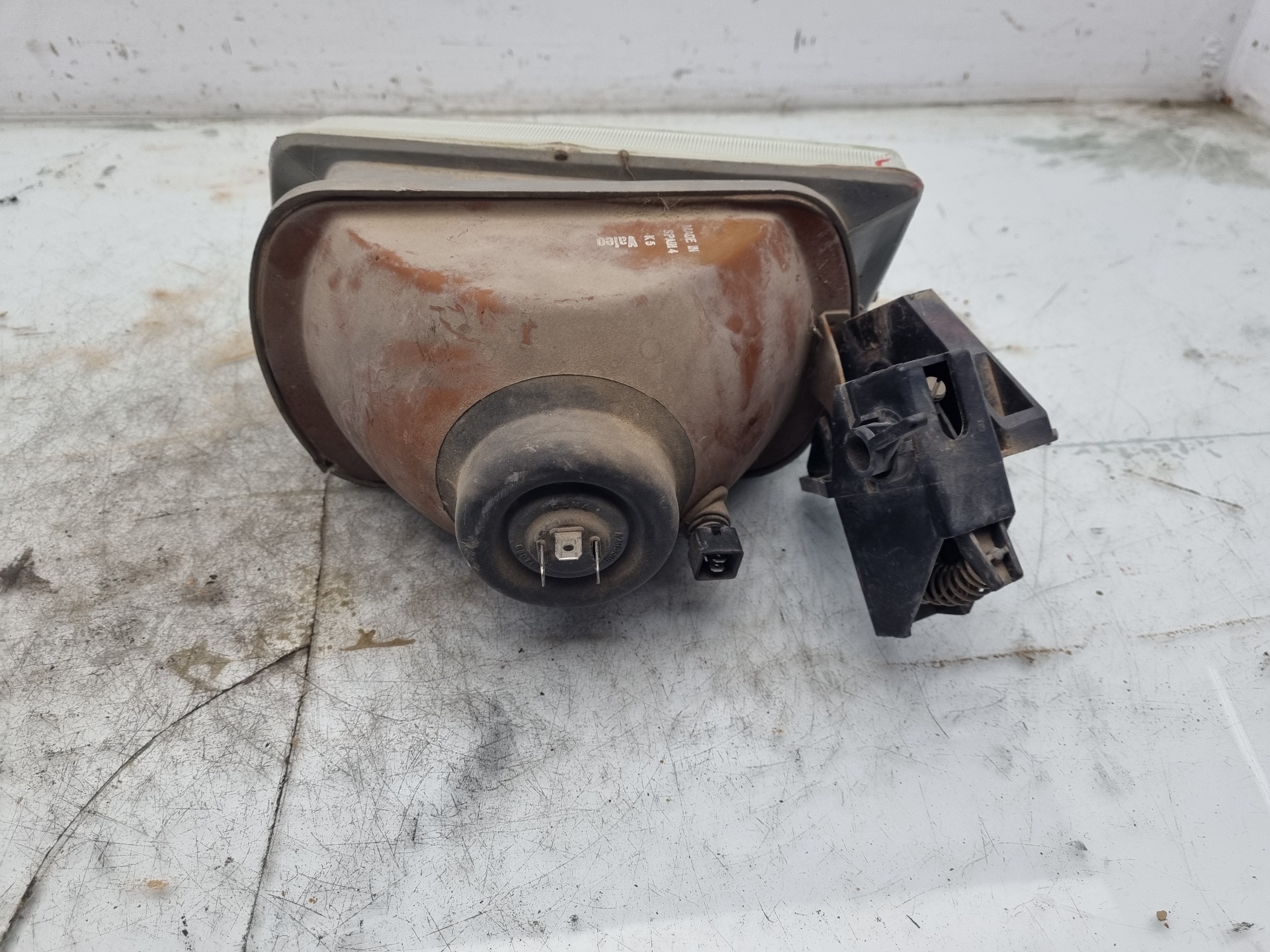 FARO DERECHO PEUGEOT 205 1E1E