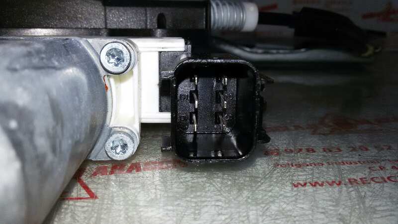 ELEVALUNAS DELANTERO DERECHO FORD TOURNEO XVCC