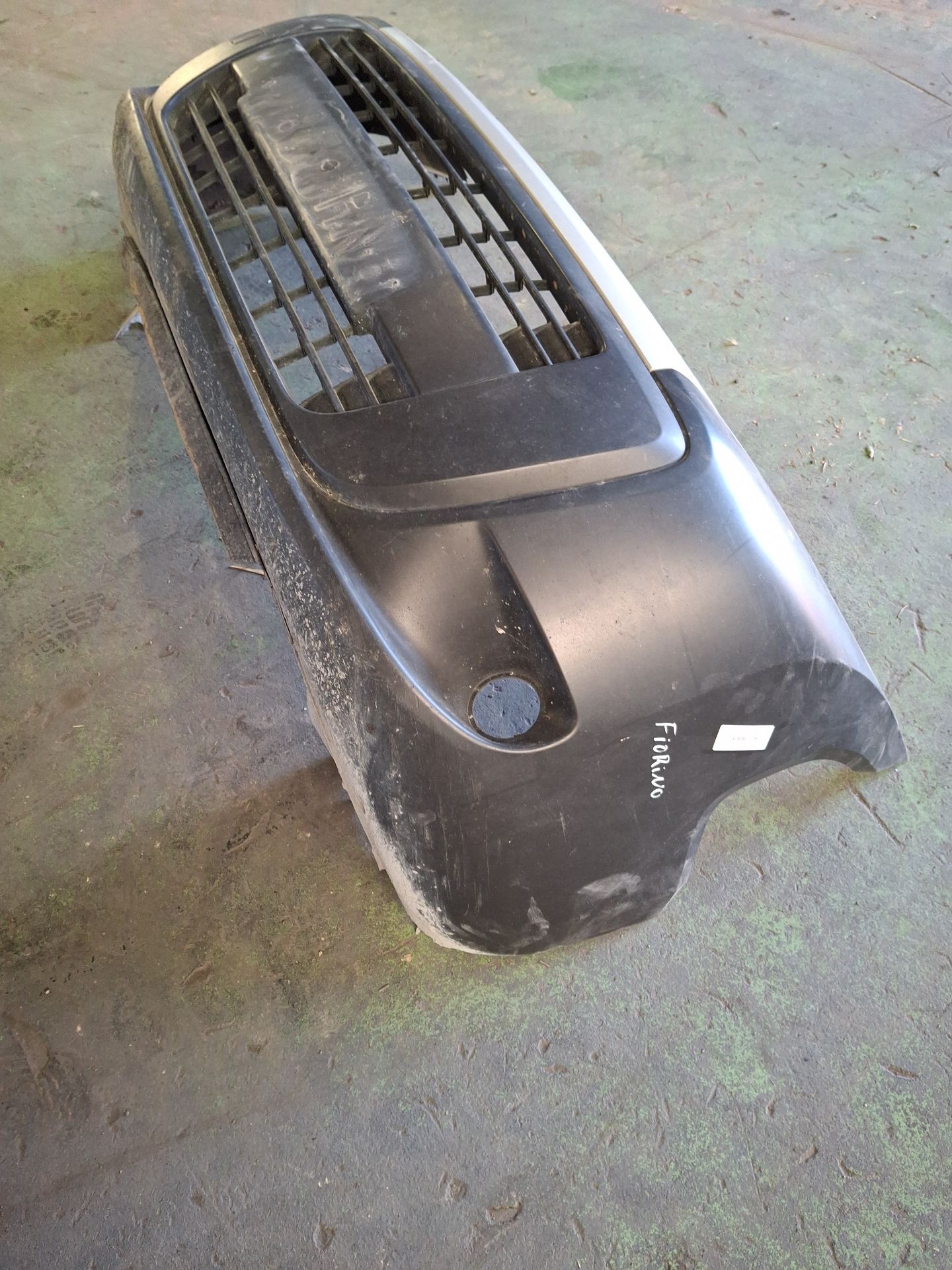 PARAGOLPES DELANTERO FIAT FIORINO 