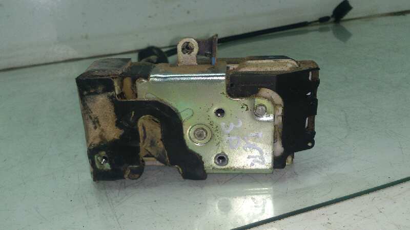 CERRADURA PUERTA DELANTERA DERECHA FORD FIESTA F6JB