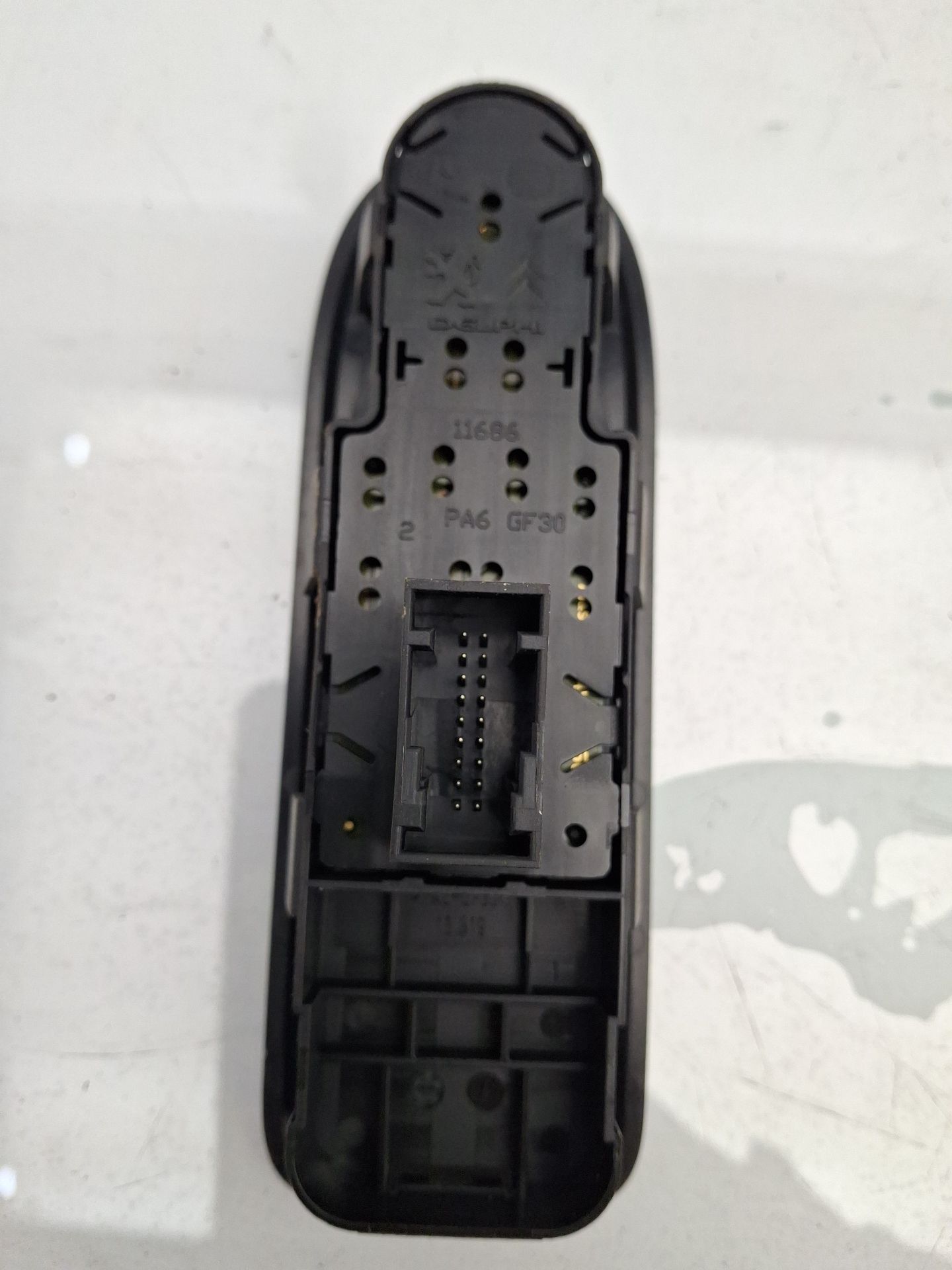 MANDO ELEVALUNAS DELANTERO IZQUIERDO PEUGEOT 308 