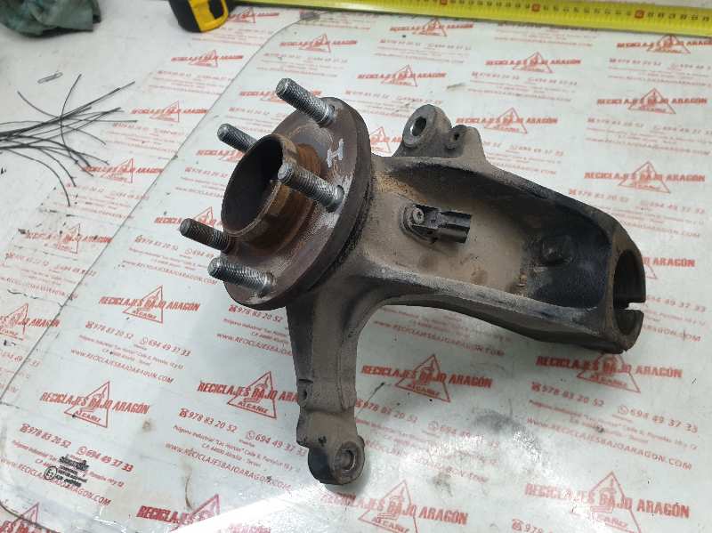 MANGUETA DELANTERA IZQUIERDA FORD FOCUS G8DA