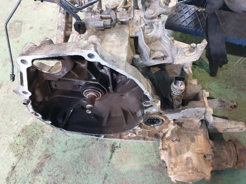 CAJA CAMBIOS HONDA HR-V D16W1