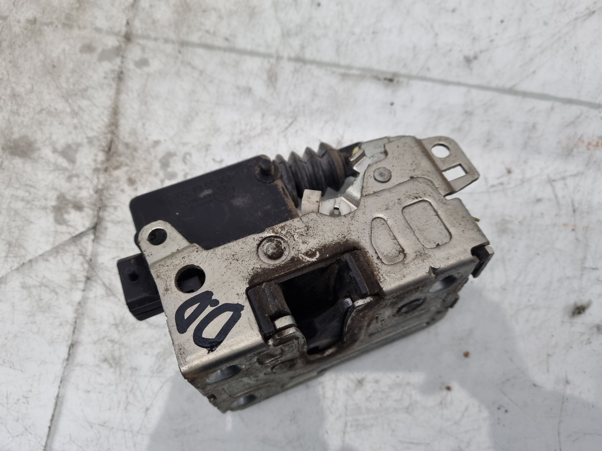 CERRADURA PUERTA DELANTERA DERECHA DACIA LOGAN K9K 8 7