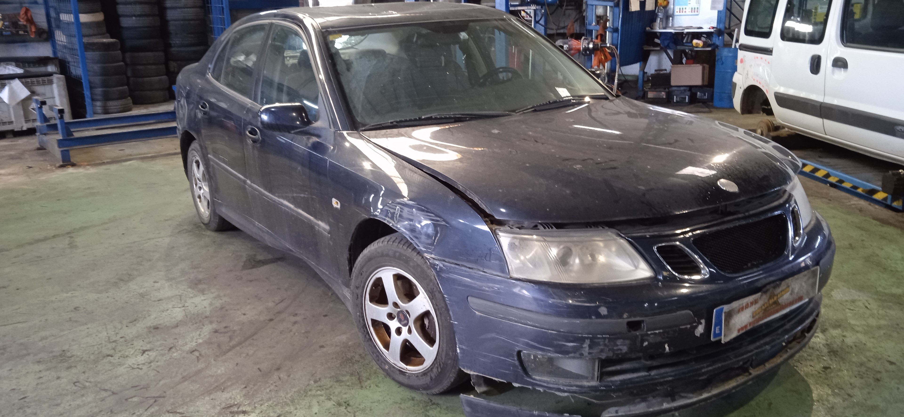 FARO ANTINIEBLA IZQUIERDO SAAB 9-3 D223L