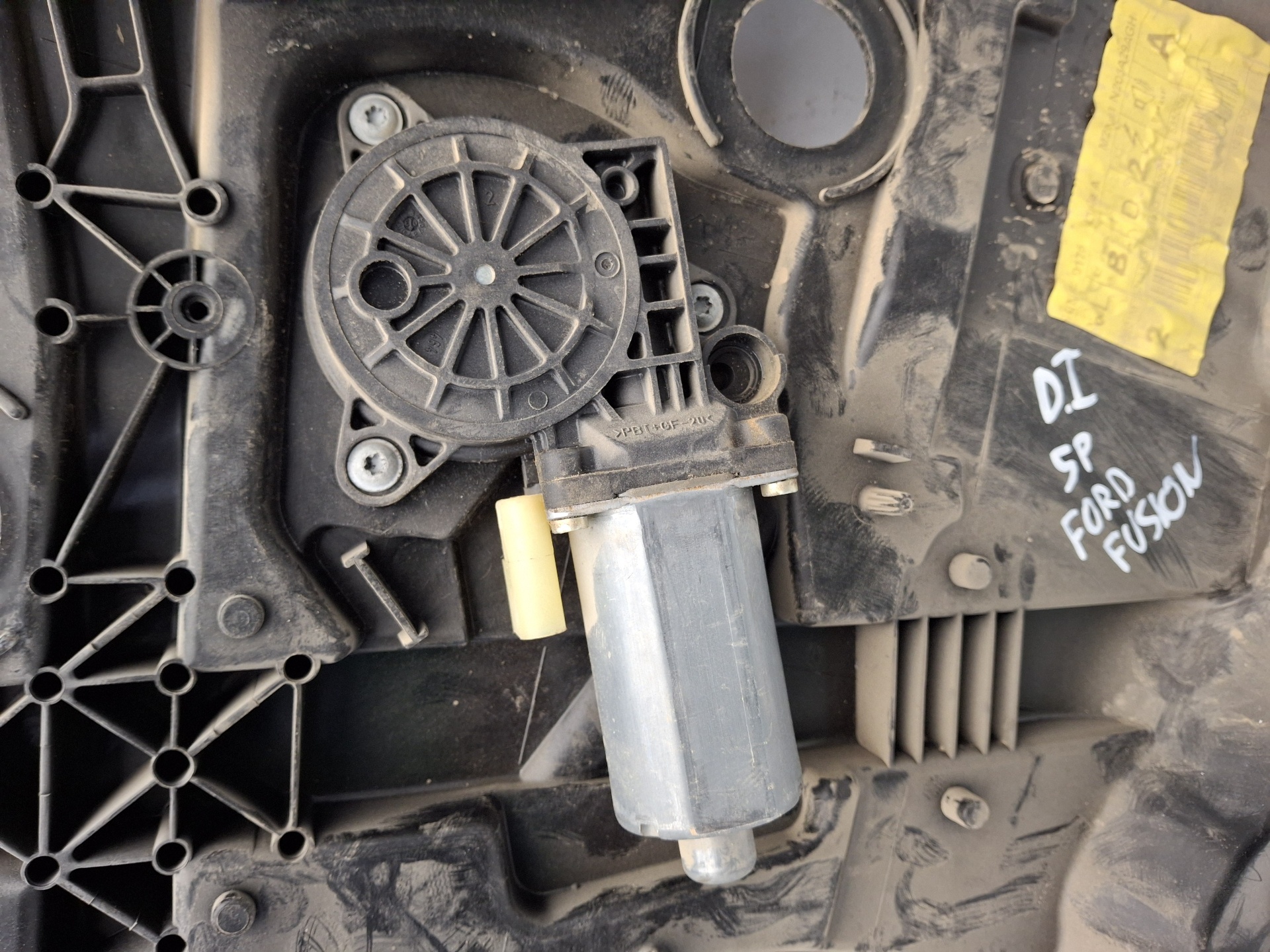 ELEVALUNAS DELANTERO IZQUIERDO FORD FUSION F6JA