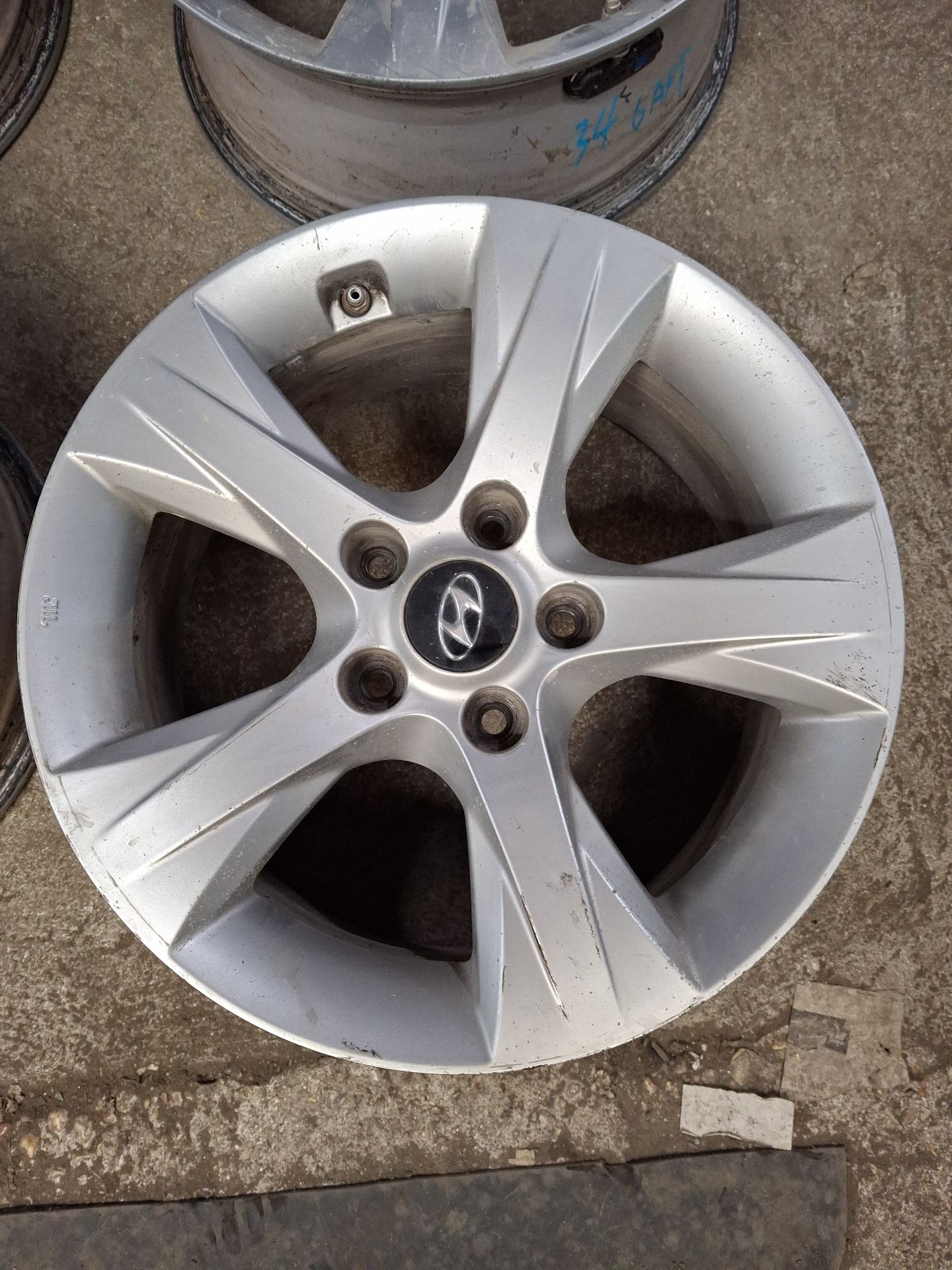 JUEGO LLANTAS HYUNDAI i40 