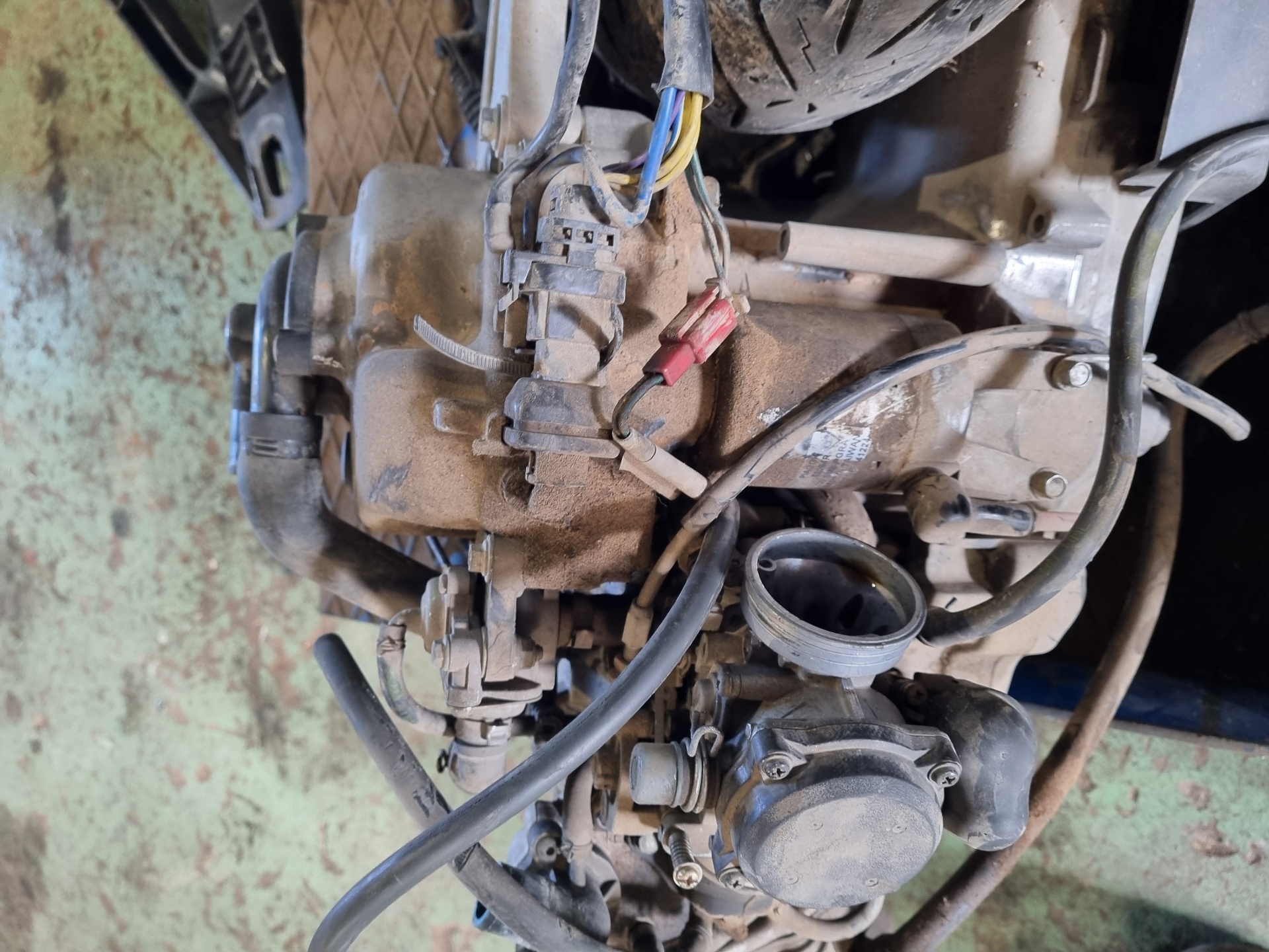 MOTOR COMPLETO APRILIA SCARABEO M285M