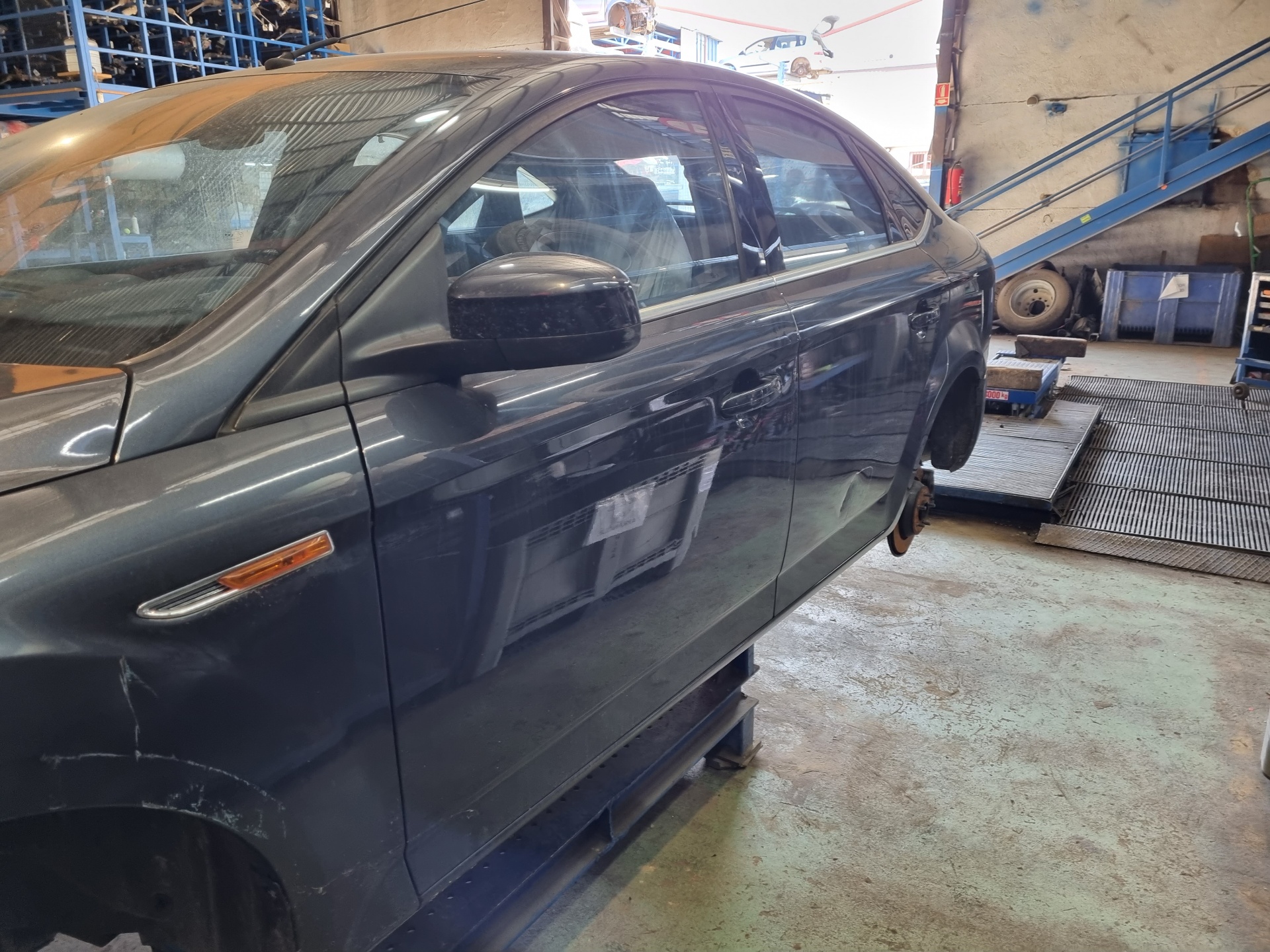 PUERTA DELANTERA IZQUIERDA FORD MONDEO QXBB