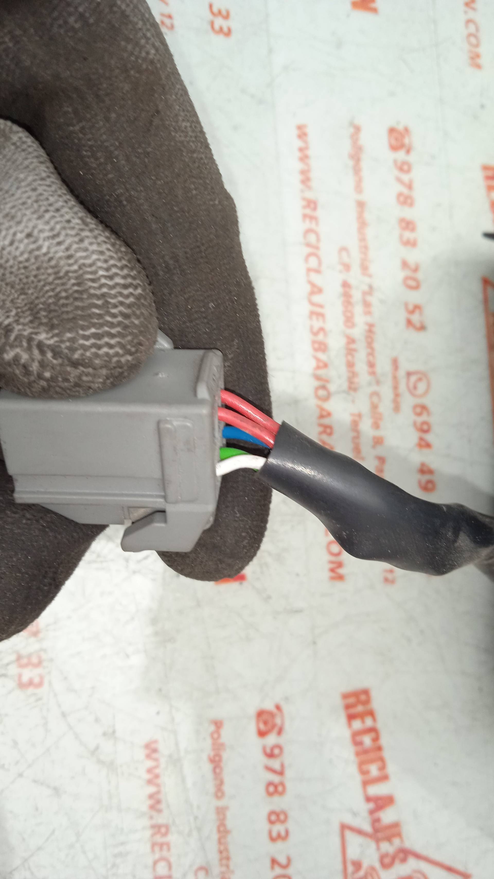 RETROVISOR DERECHO FORD FOCUS HHDA