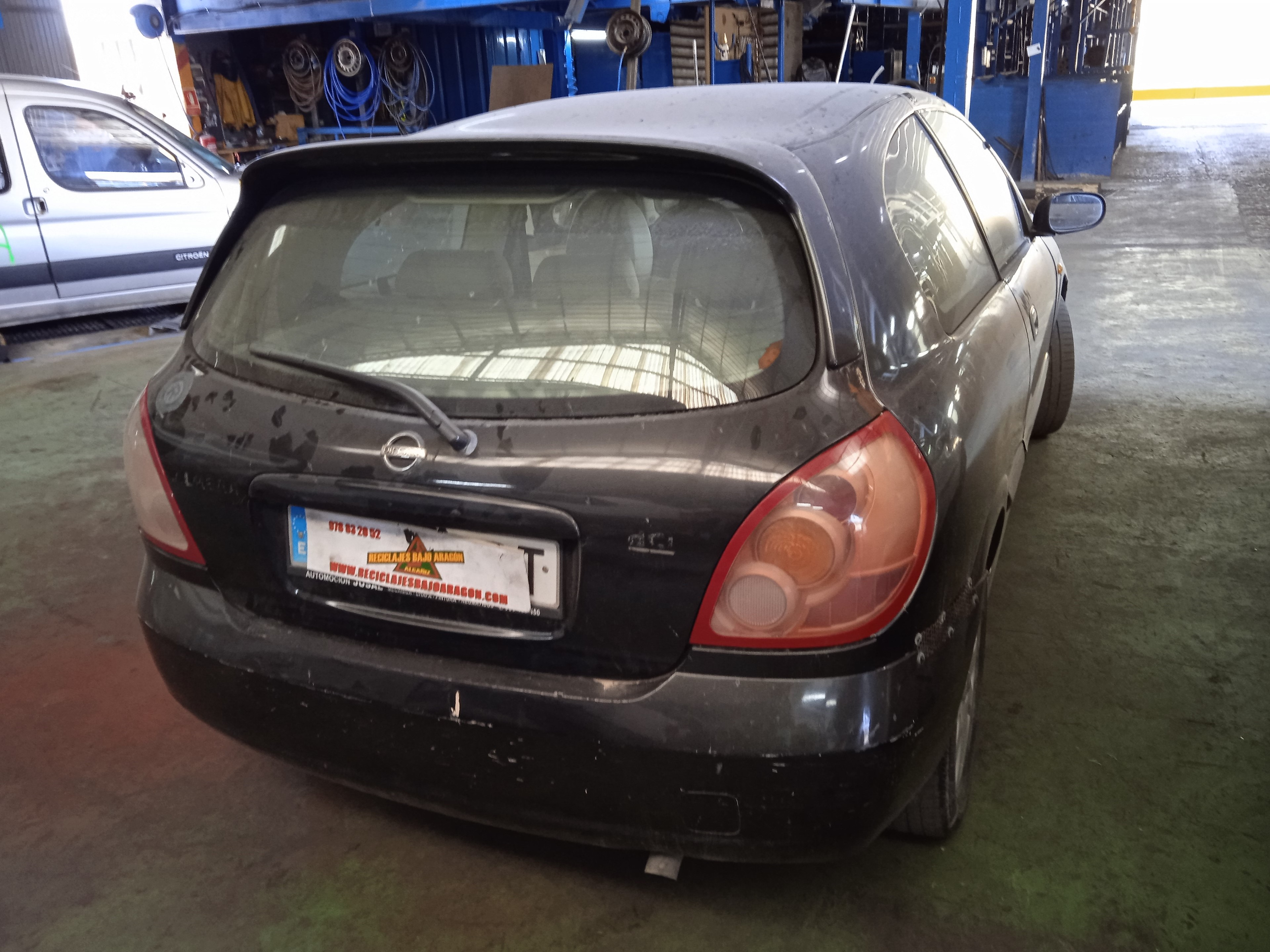 MANGUETA DELANTERA DERECHA NISSAN ALMERA YD22