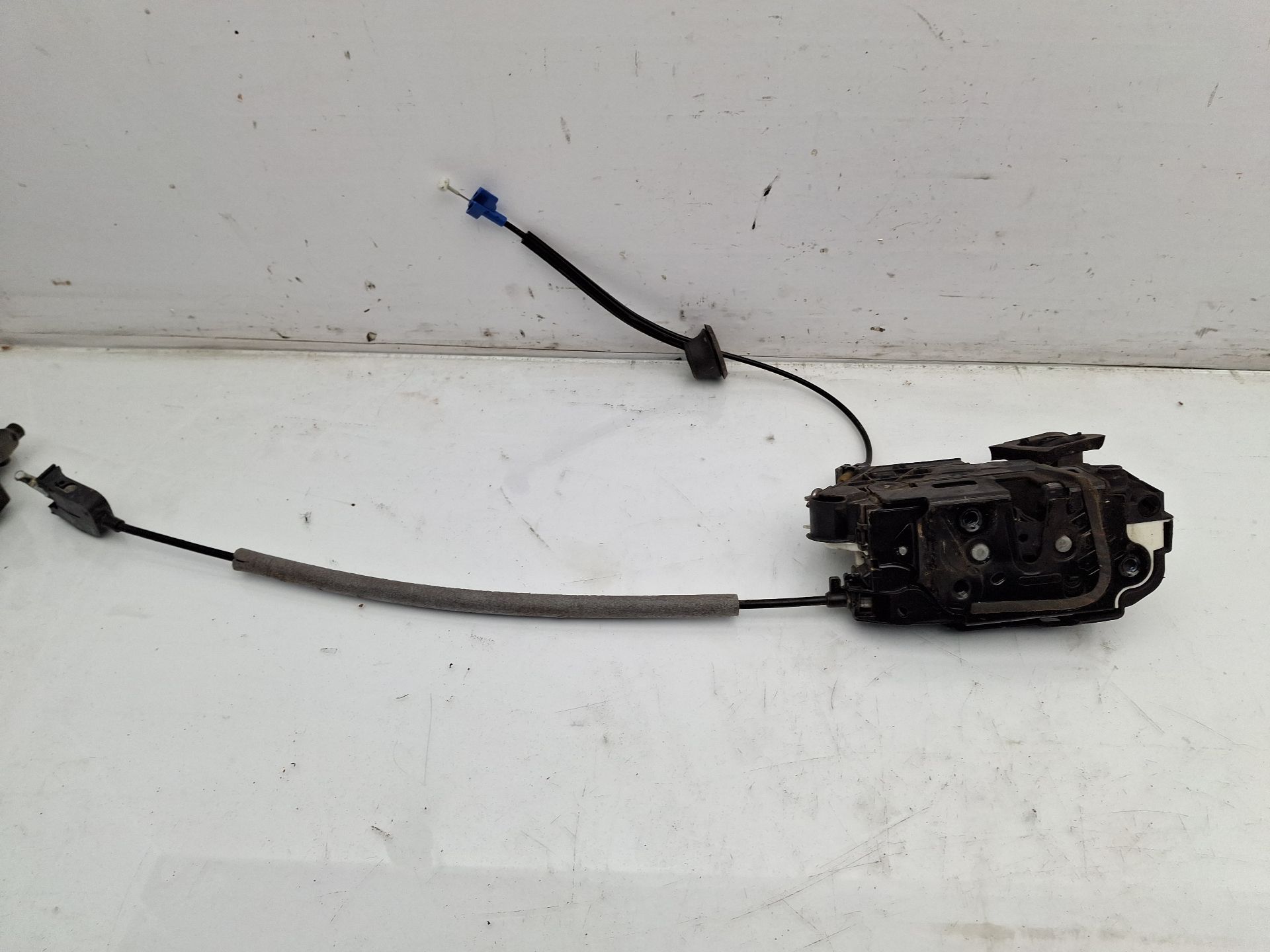 CERRADURA PUERTA TRASERA DERECHA SEAT LEON 