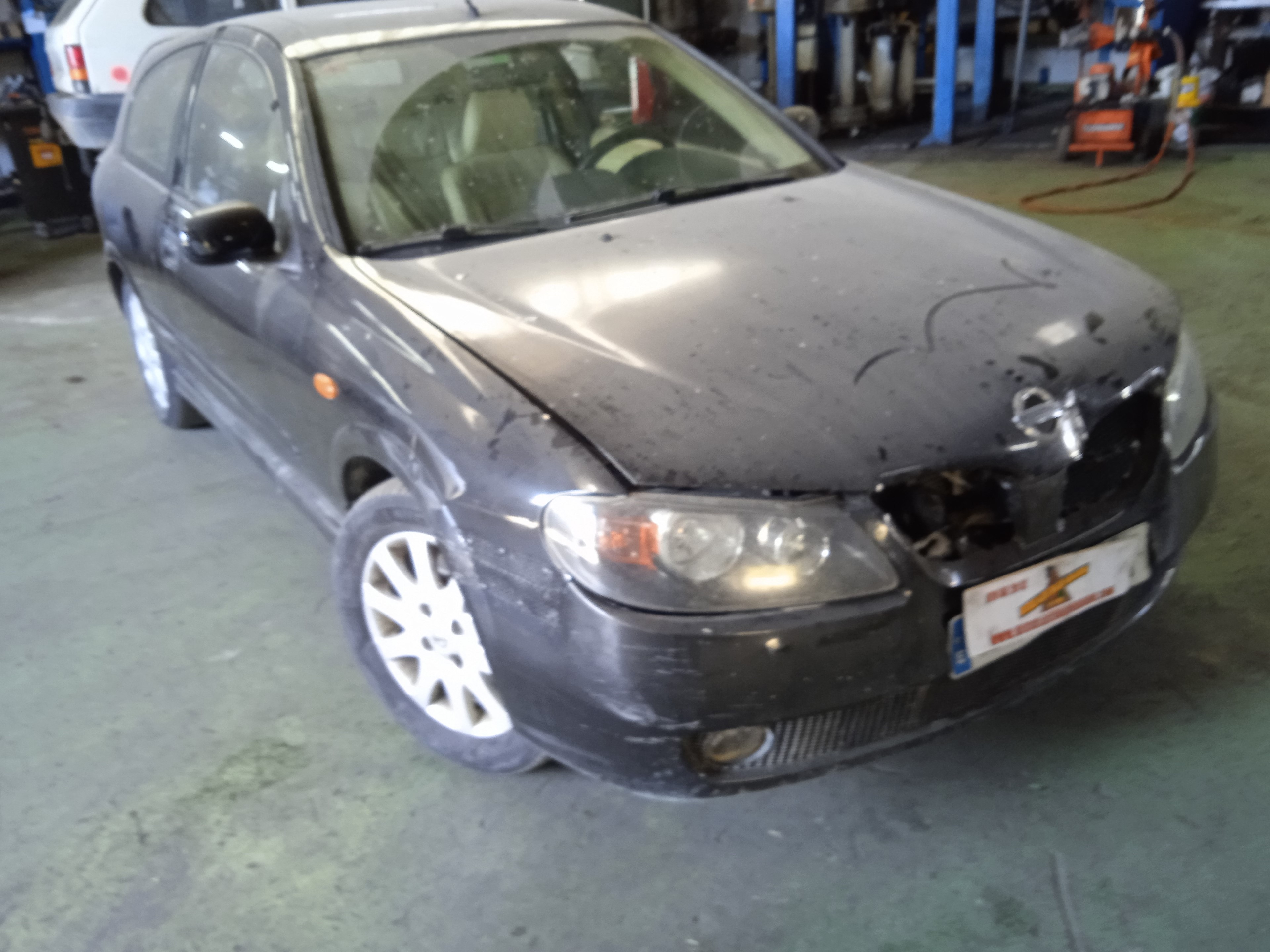 MANGUETA DELANTERA DERECHA NISSAN ALMERA YD22