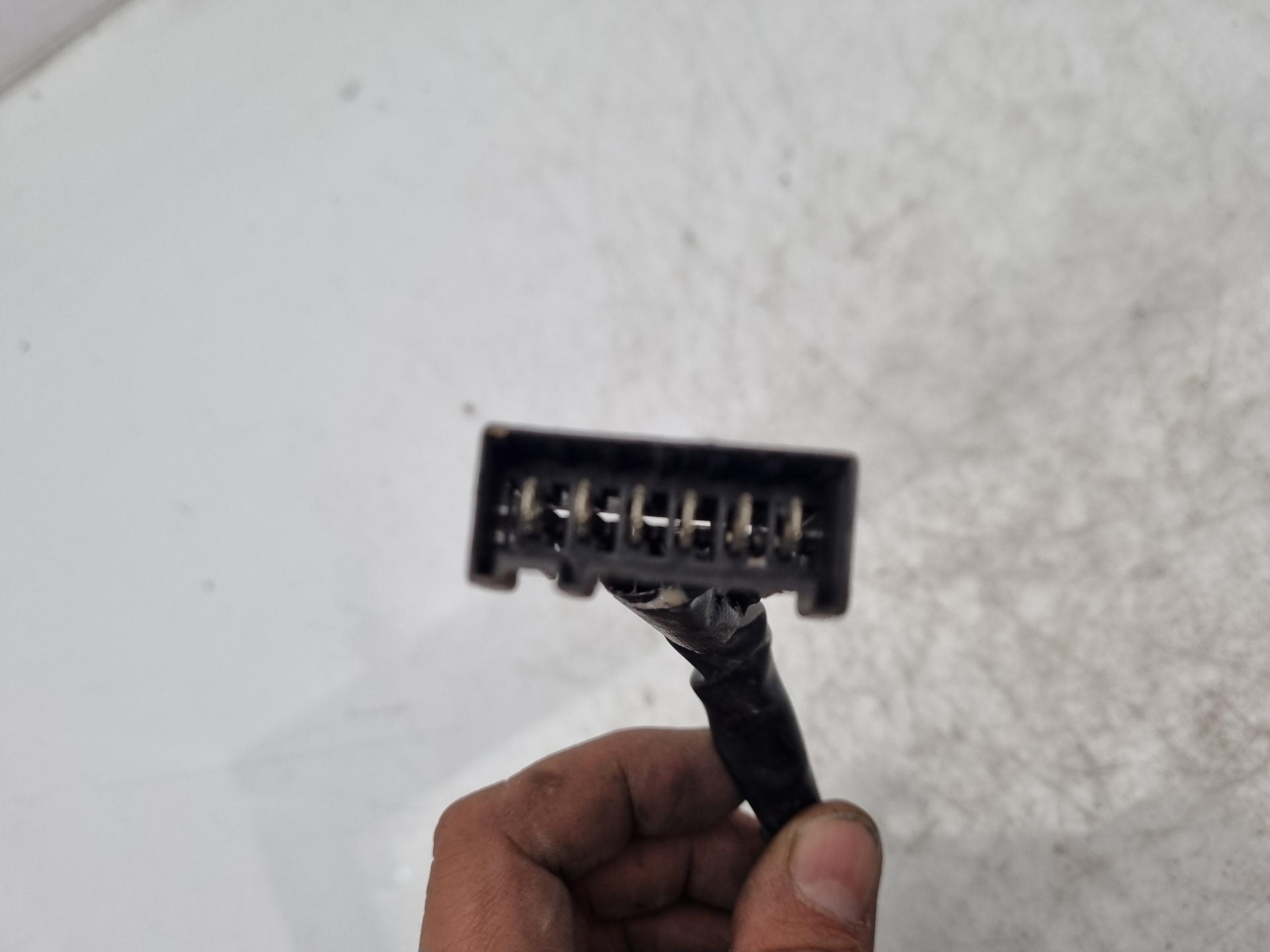 MANDO ELEVALUNAS DELANTERO DERECHO VOLKSWAGEN SHAR AFN