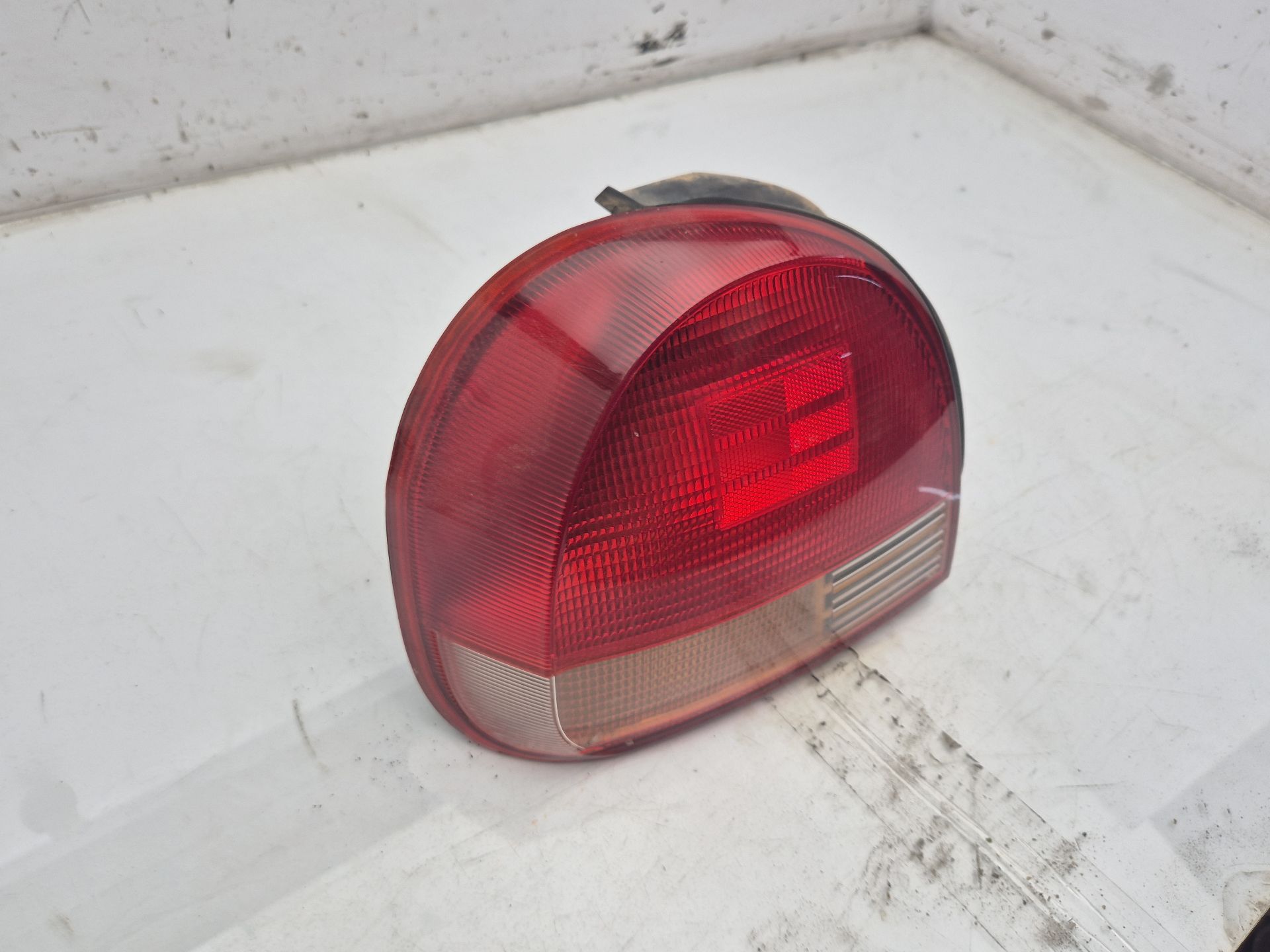 PILOTO TRASERO IZQUIERDO HYUNDAI SONATA 