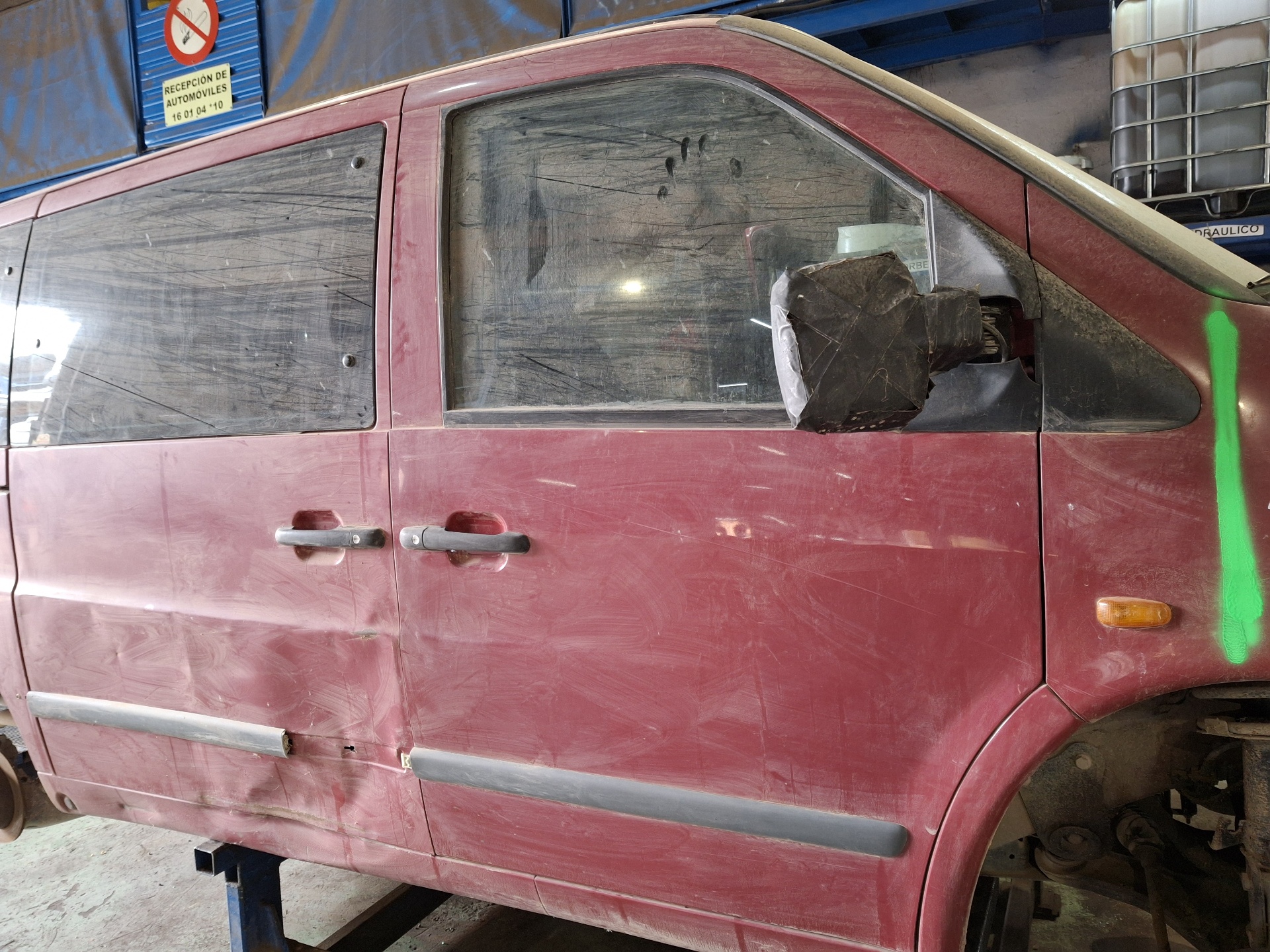 PUERTA DELANTERA DERECHA MERCEDES-BENZ VITO 611980