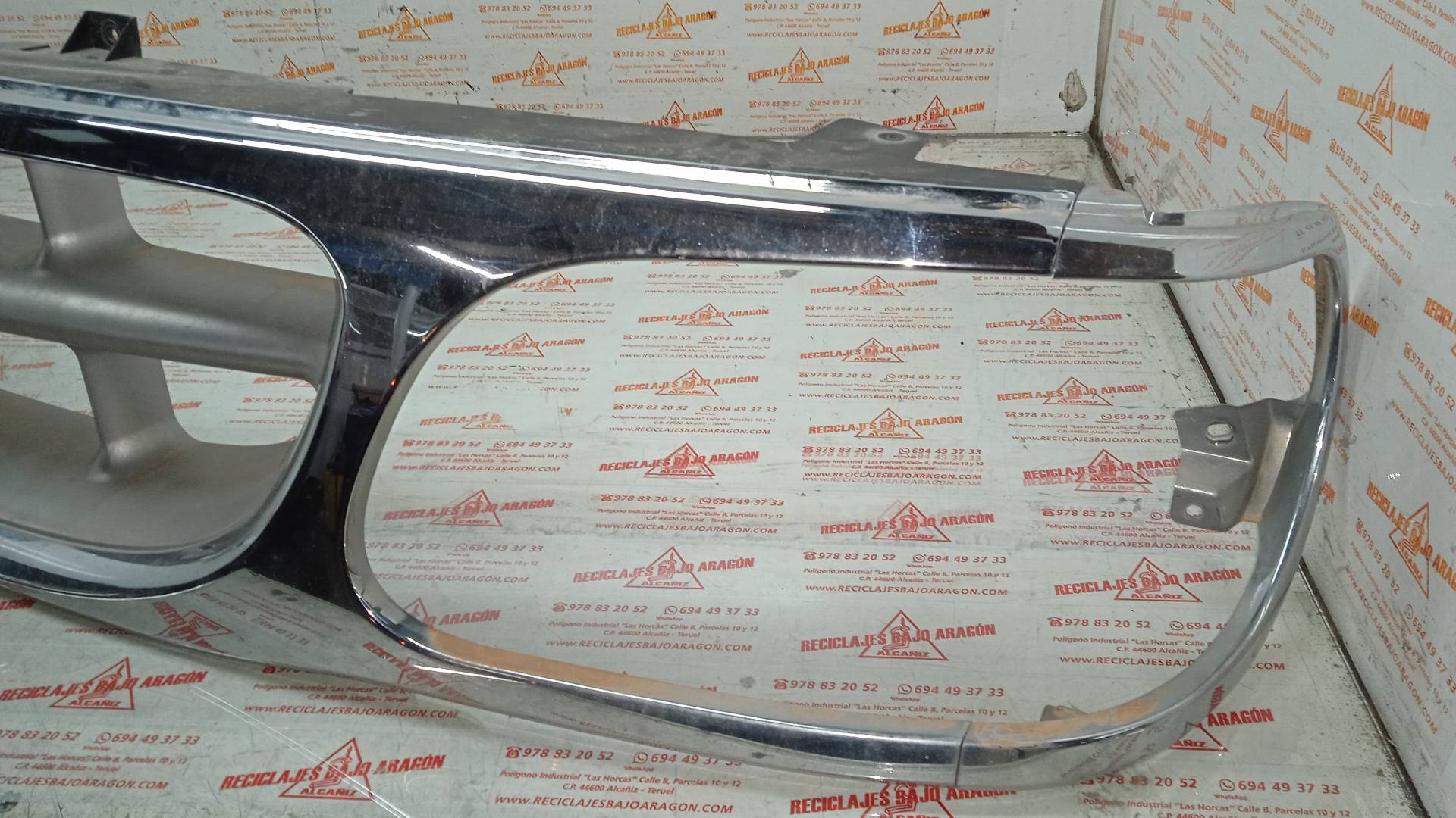 REJILLA DELANTERA FORD EXPLORER X