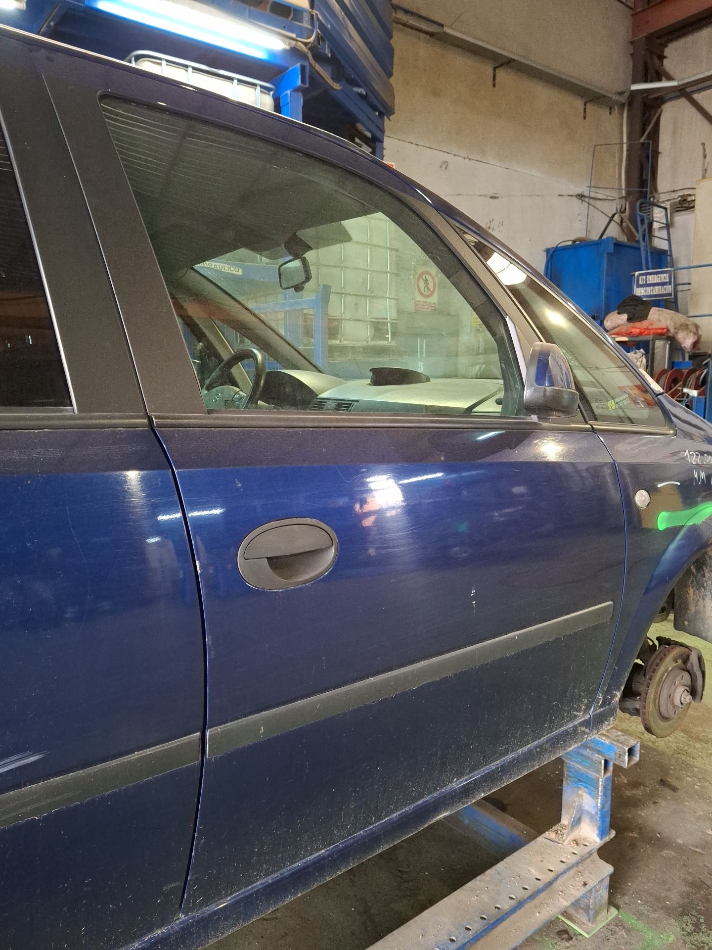 PUERTA DELANTERA DERECHA OPEL MERIVA 
