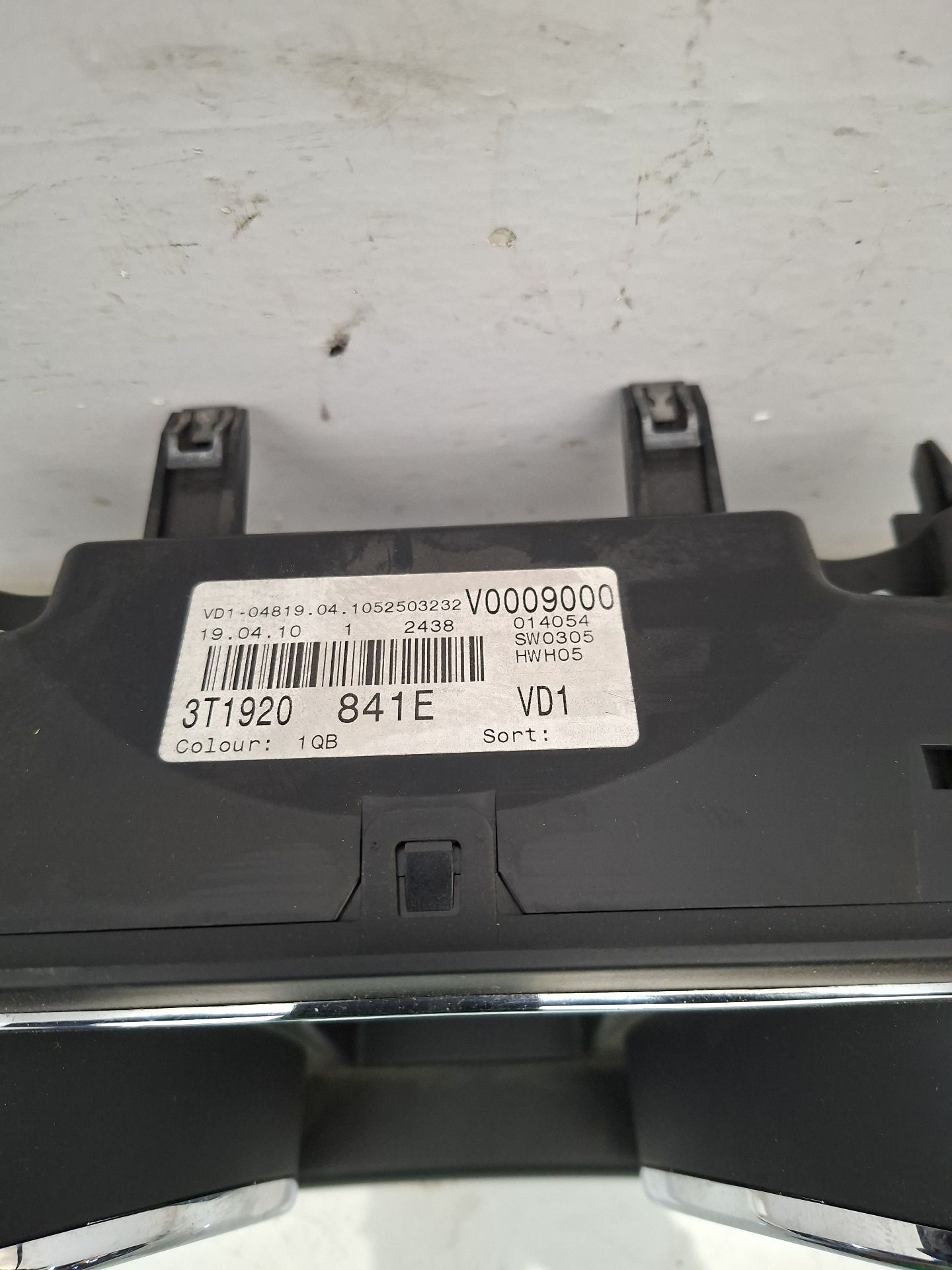 CUADRO INSTRUMENTOS SKODA SUPERB 