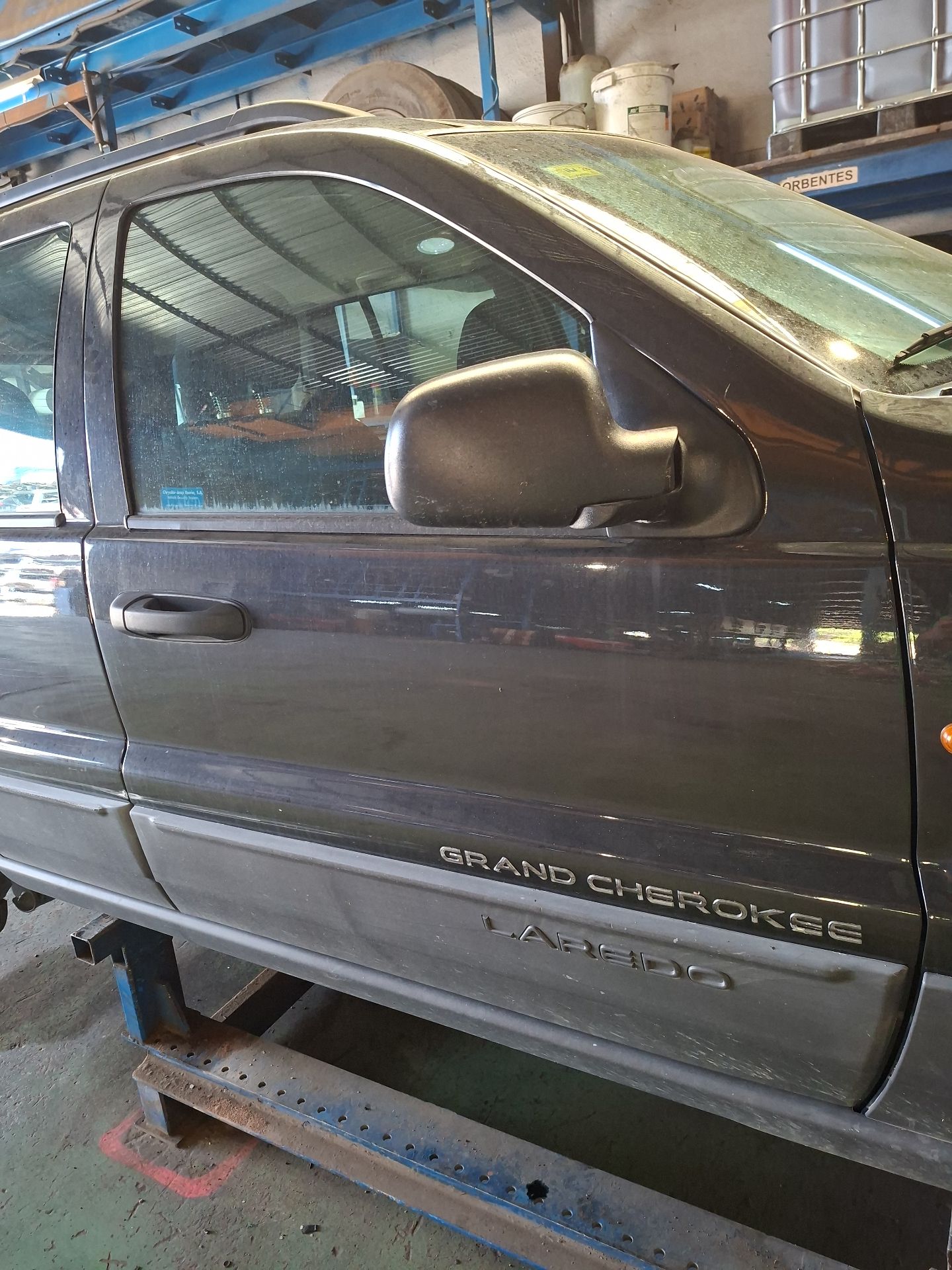 PUERTA DELANTERA DERECHA JEEP GRAND 