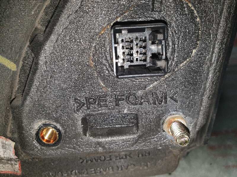 RETROVISOR DERECHO HYUNDAI TUCSON D4EA