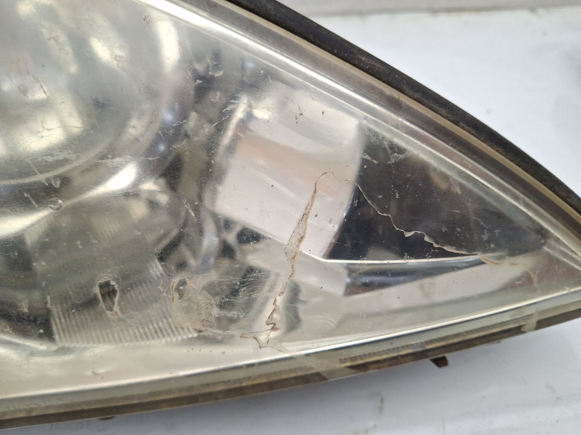 FARO DERECHO SSANGYONG KYRON 