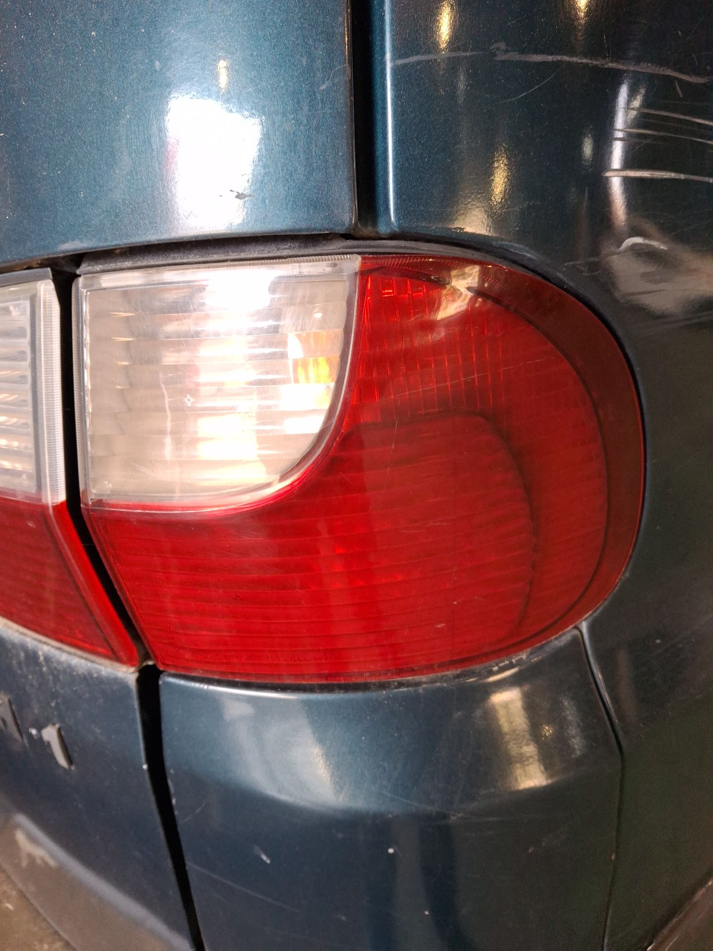TAPA EXTERIOR COMBUSTIBLE HYUNDAI H-1 