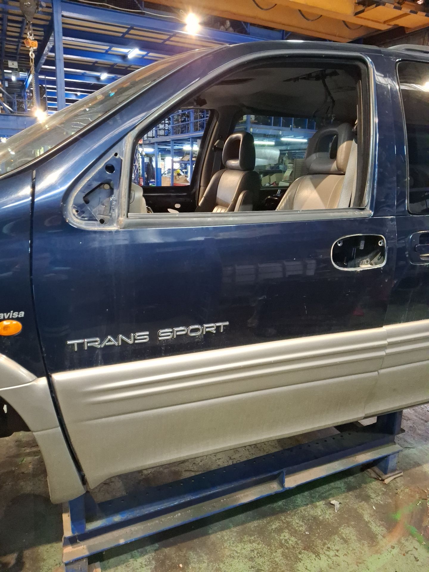 PUERTA DELANTERA IZQUIERDA CHEVROLET TRANS 