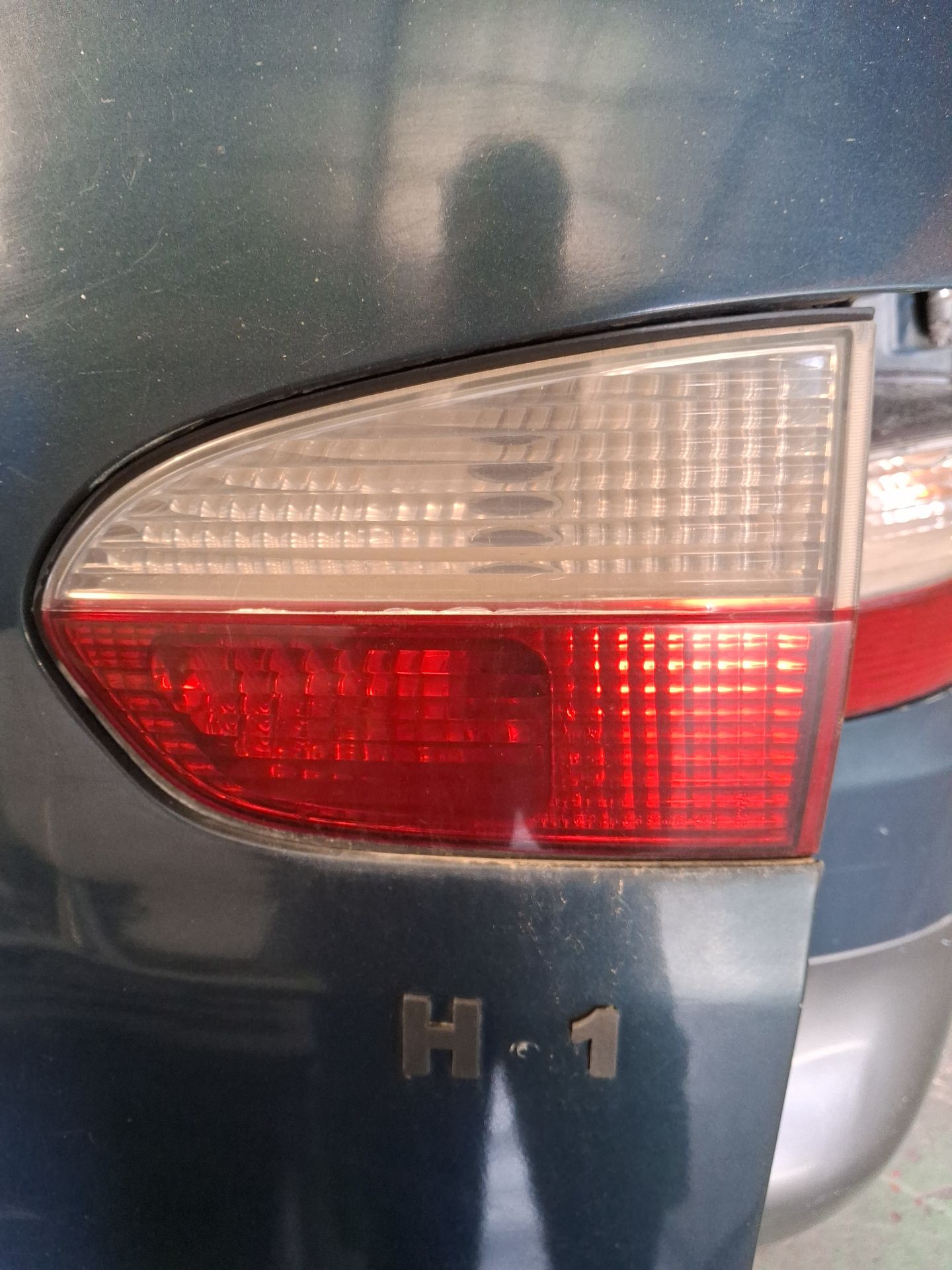 TAPA EXTERIOR COMBUSTIBLE HYUNDAI H-1 