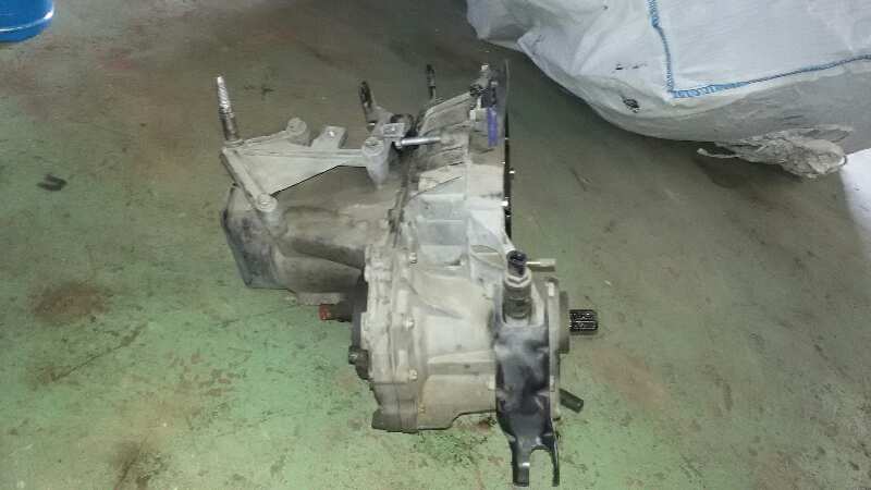 CAJA CAMBIOS RENAULT CLIO F8Q K6