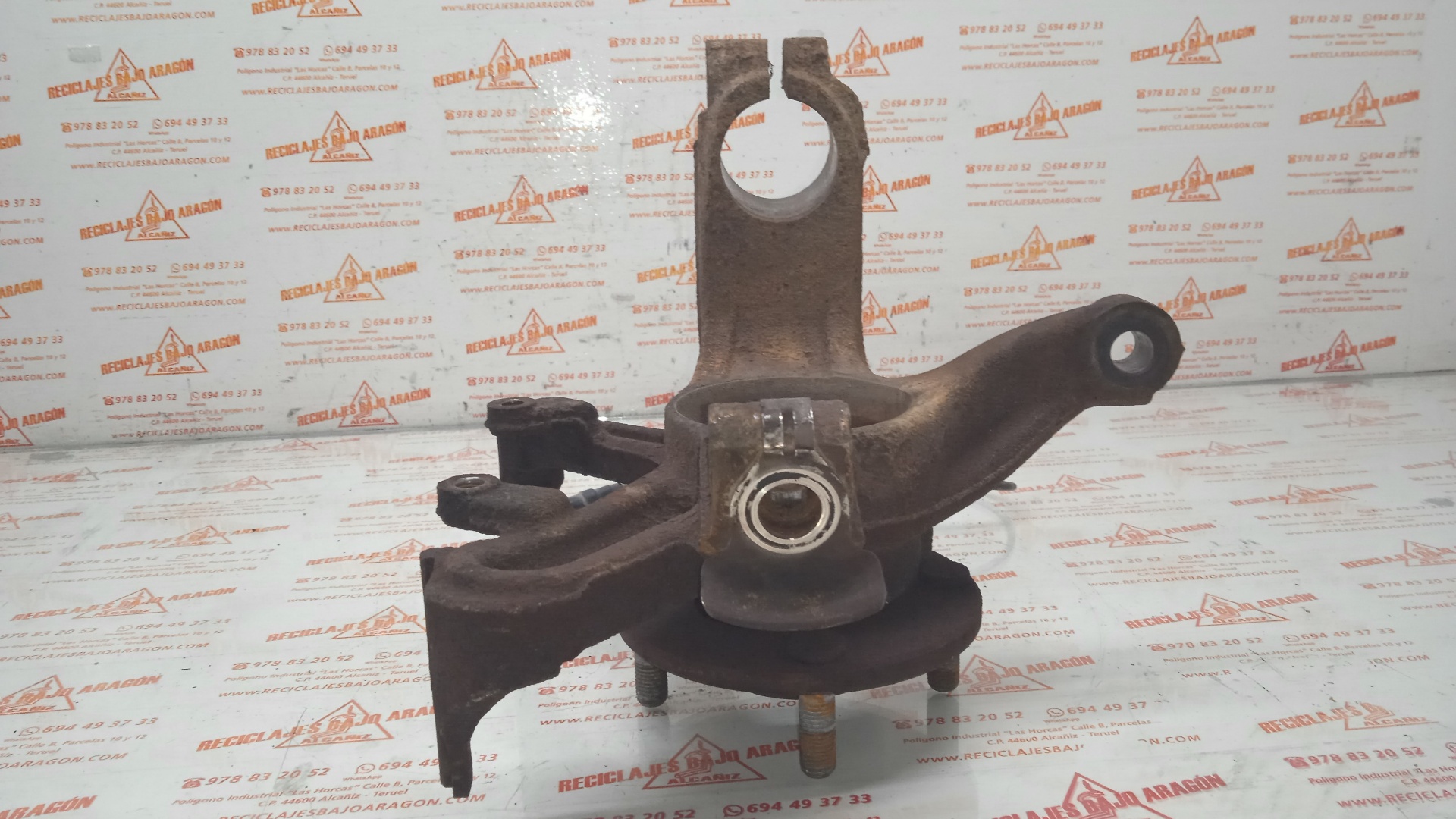 MANGUETA DELANTERA DERECHA FORD FOCUS F9DA