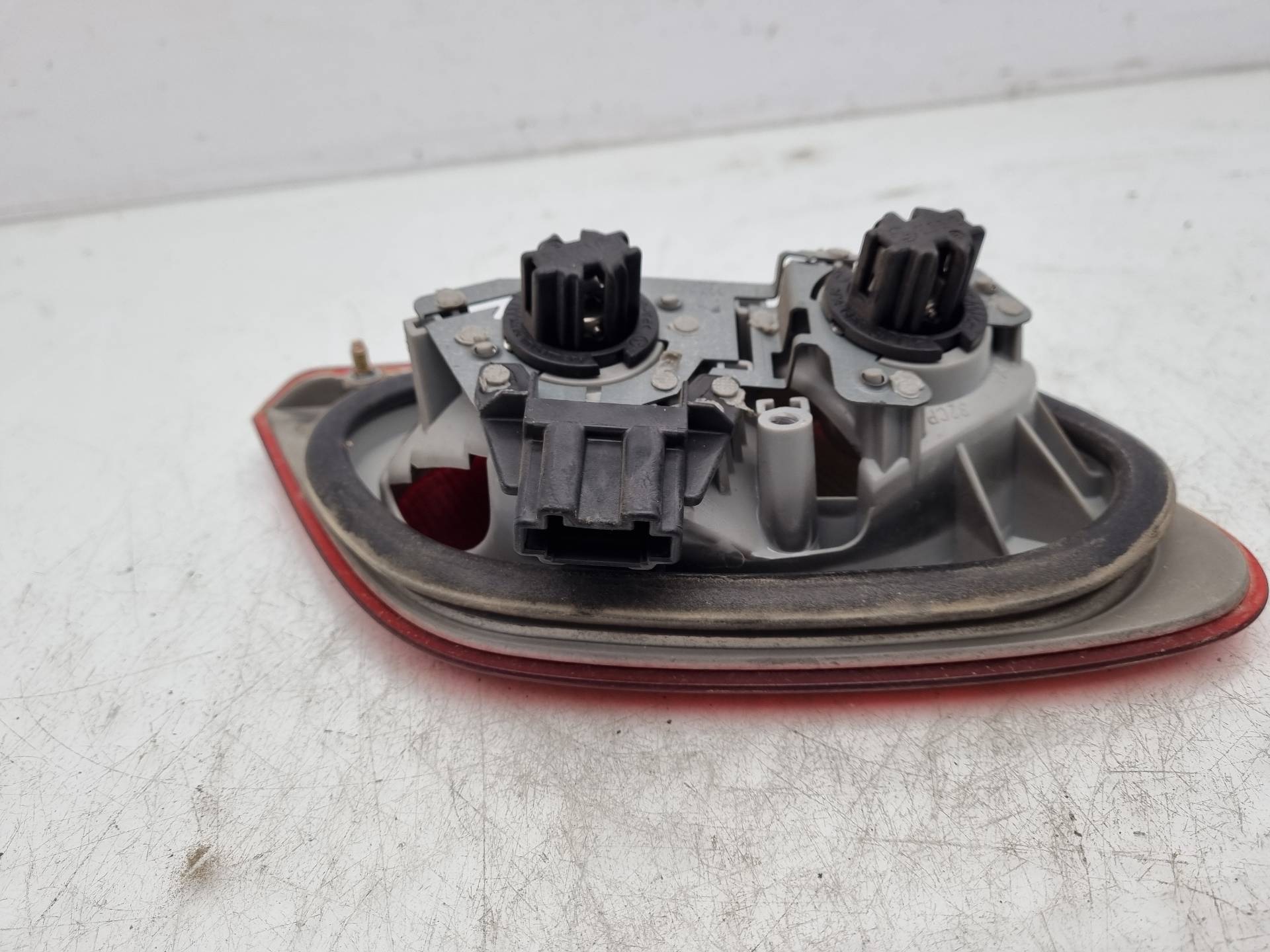 PILOTO TRASERO IZQUIERDO INTERIOR MERCEDES-BENZ CL 606