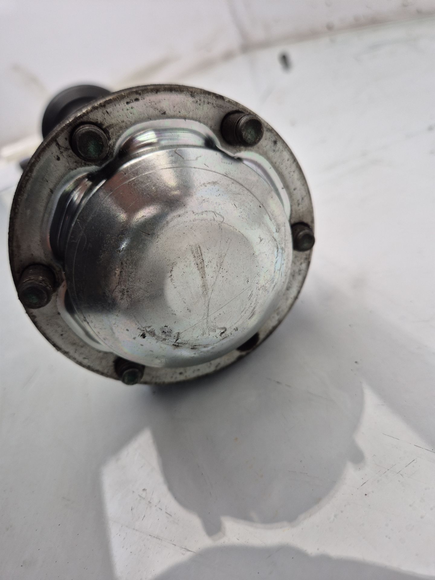 TRANSMISION DELANTERA IZQUIERDA VOLKSWAGEN GOLF 