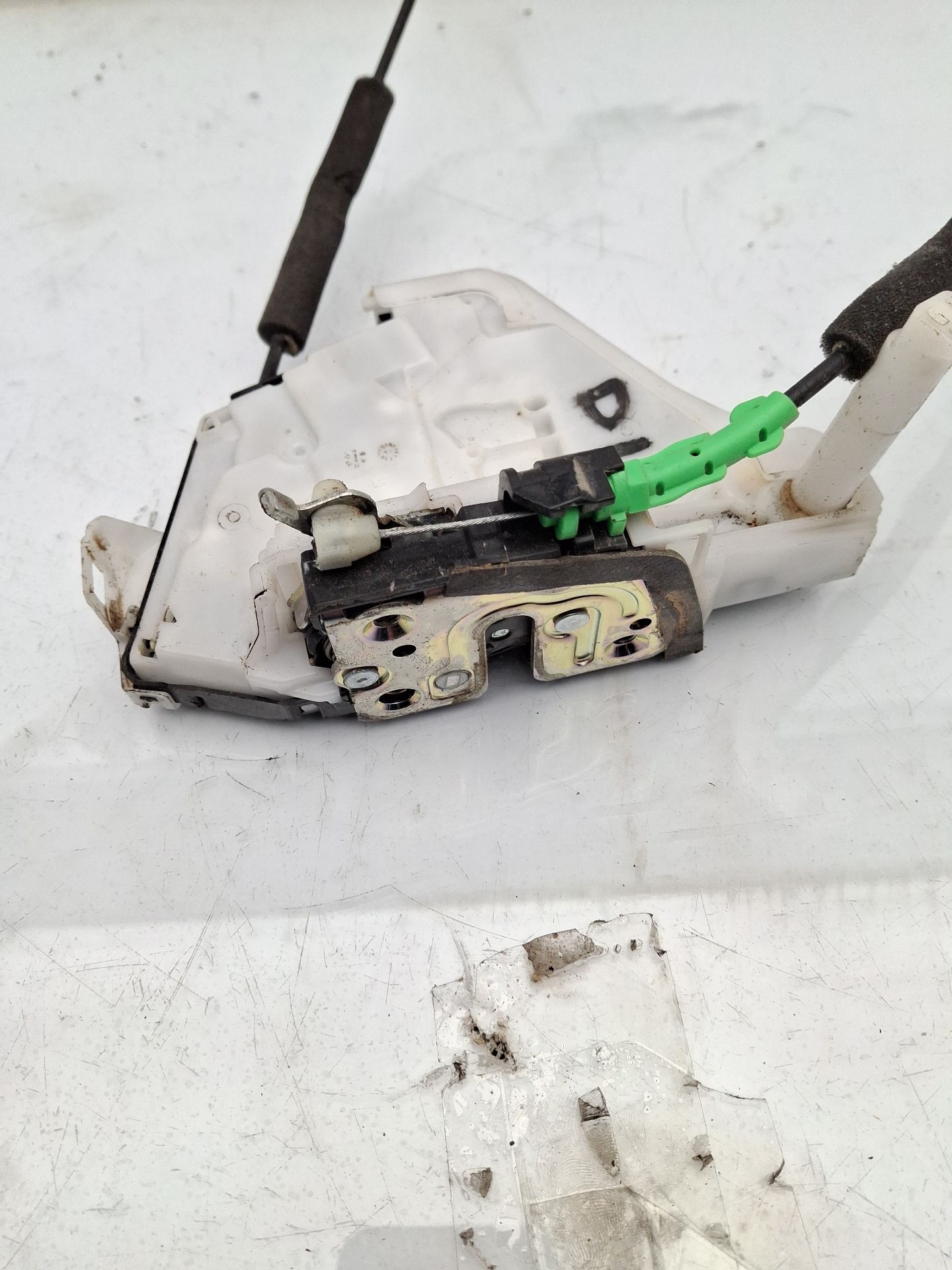 CERRADURA PUERTA DELANTERA IZQUIERDA NISSAN JUKE 