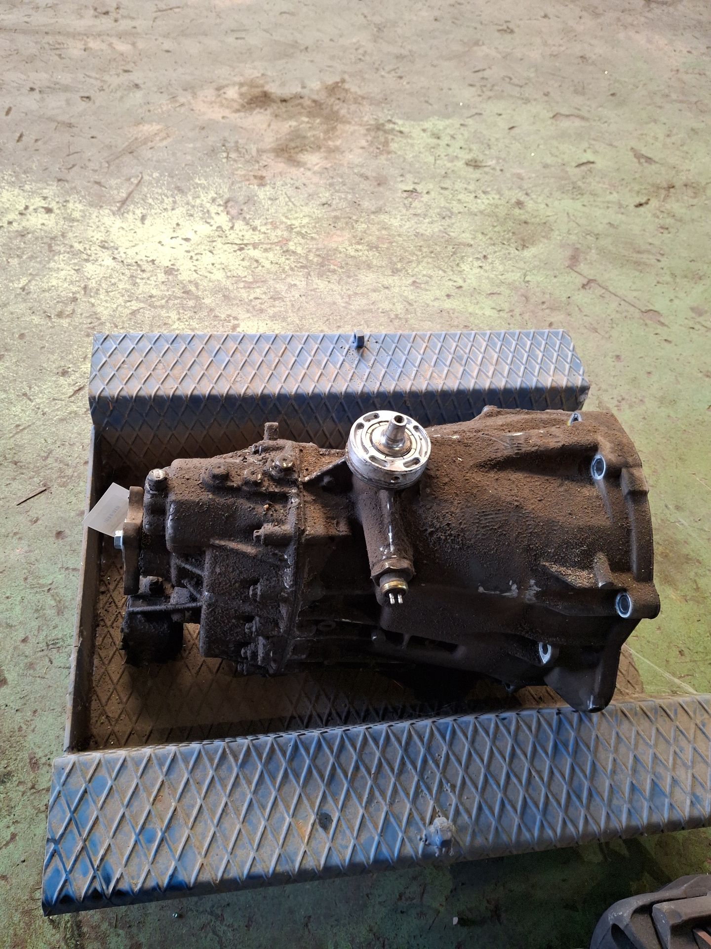 CAJA CAMBIOS VOLKSWAGEN LT 