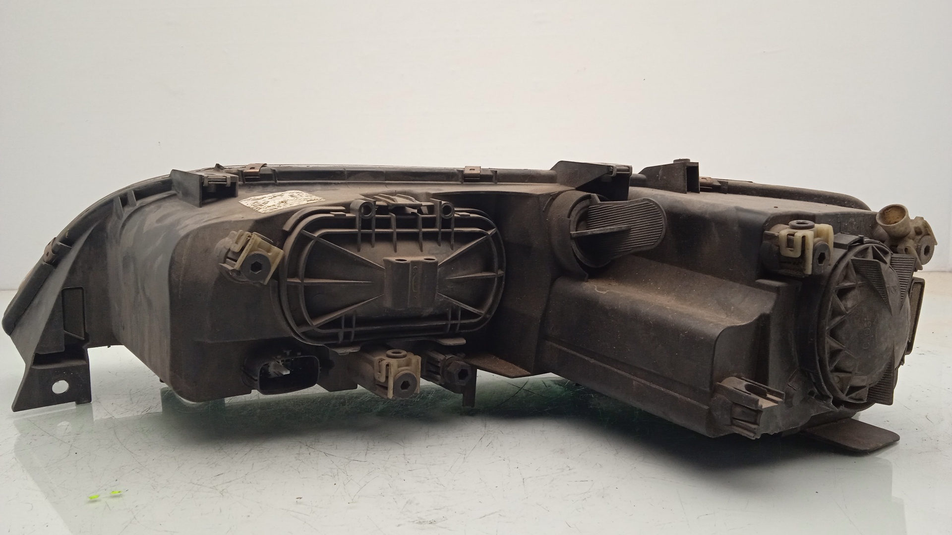 FARO DERECHO MAZDA 6 L8