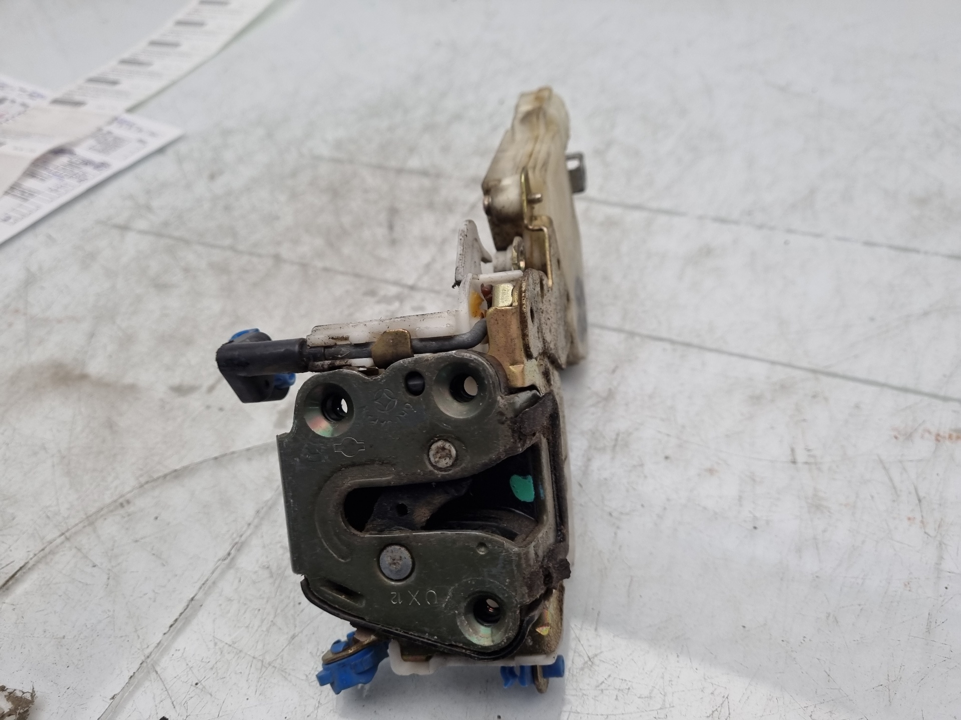 CERRADURA PUERTA DELANTERA DERECHA NISSAN ALMERA 