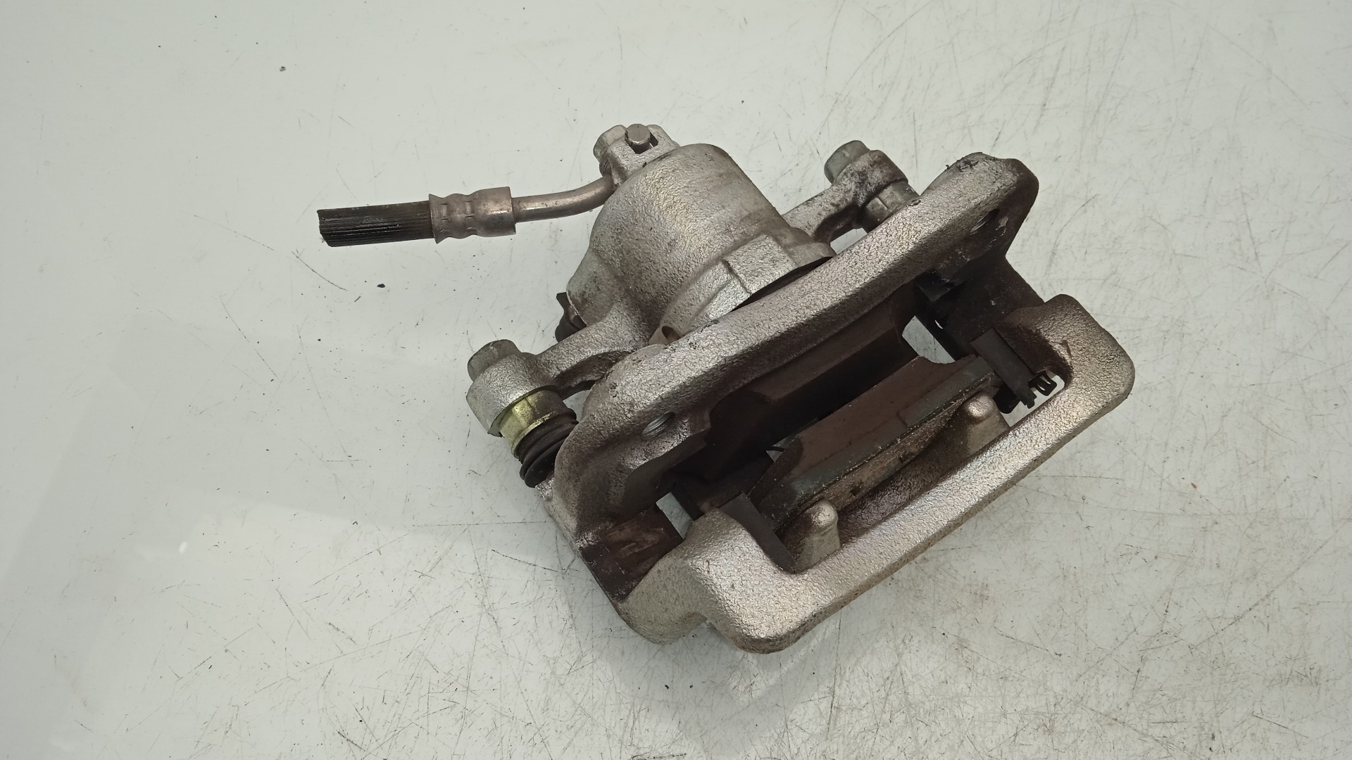 PINZA FRENO TRASERA IZQUIERDA SSANGYONG KORANDO 673910