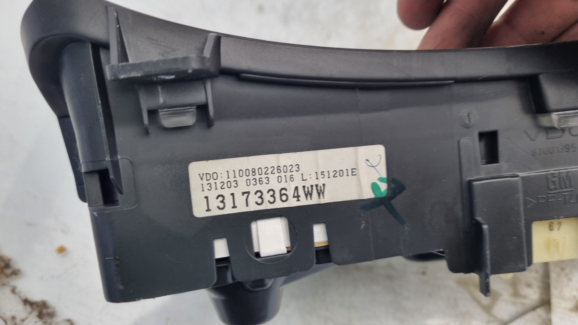 CUADRO INSTRUMENTOS OPEL CORSA 