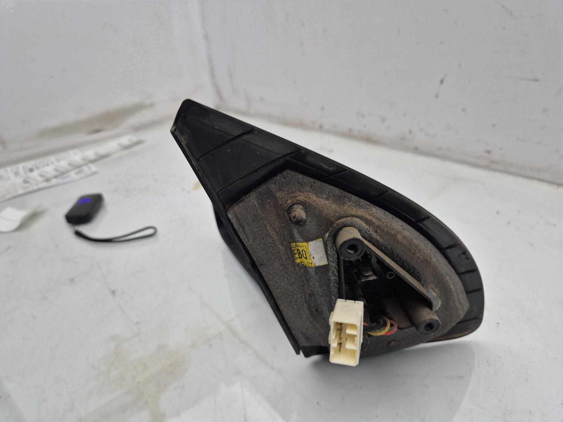 RETROVISOR IZQUIERDO CHEVROLET AVEO 